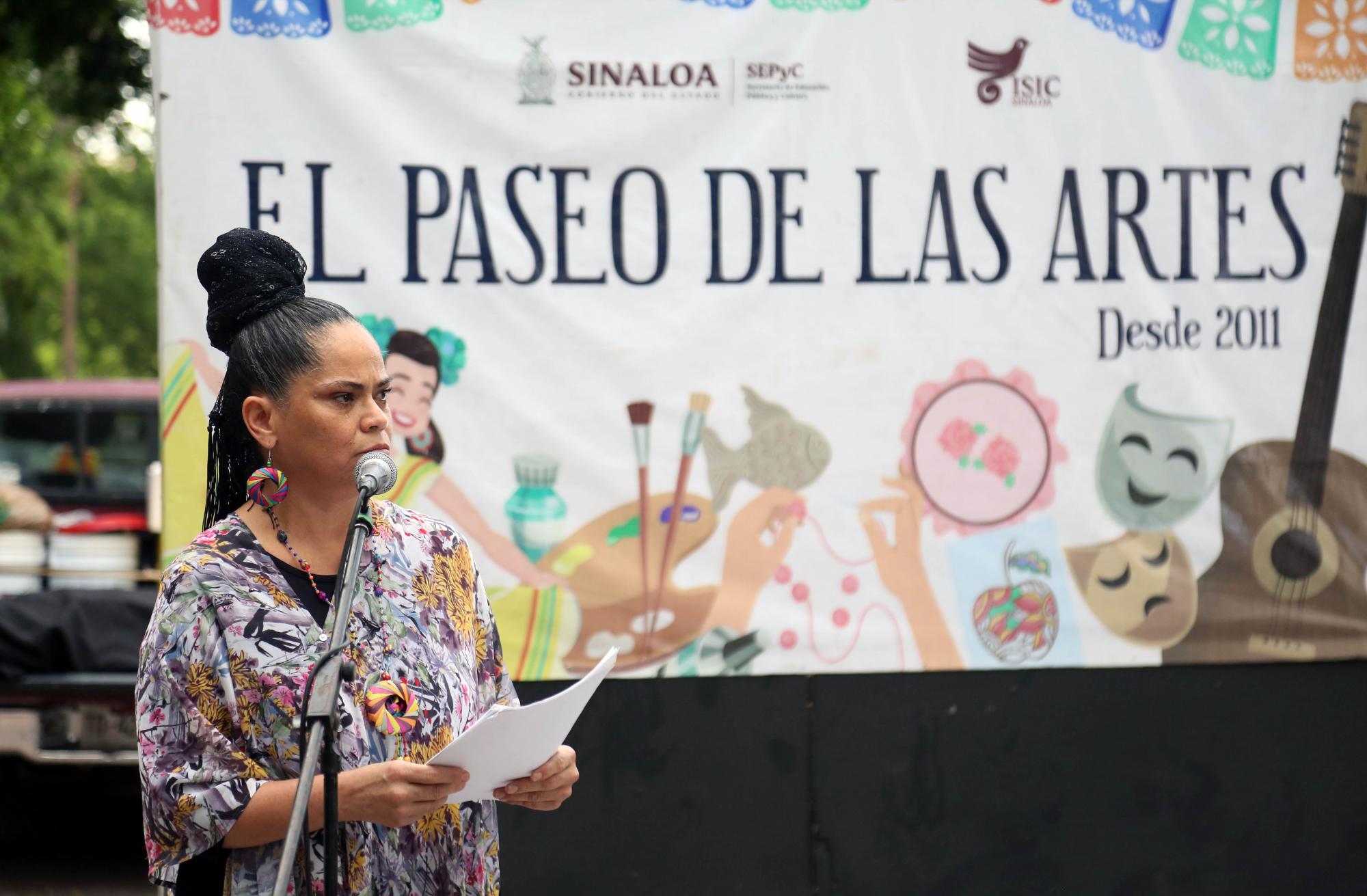 $!También hubo una lectura de poemas.