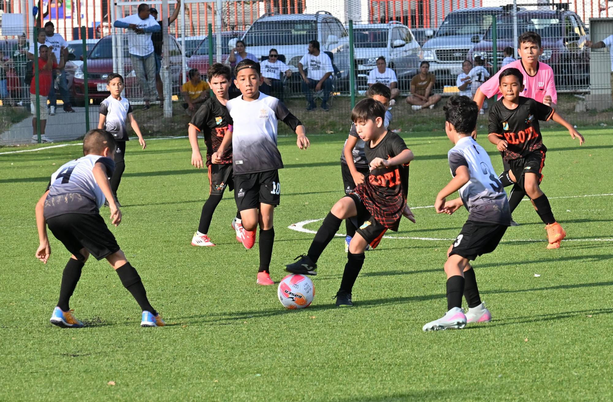 $!Mazatlán acoge tres Torneos Estatales de futbol infantil