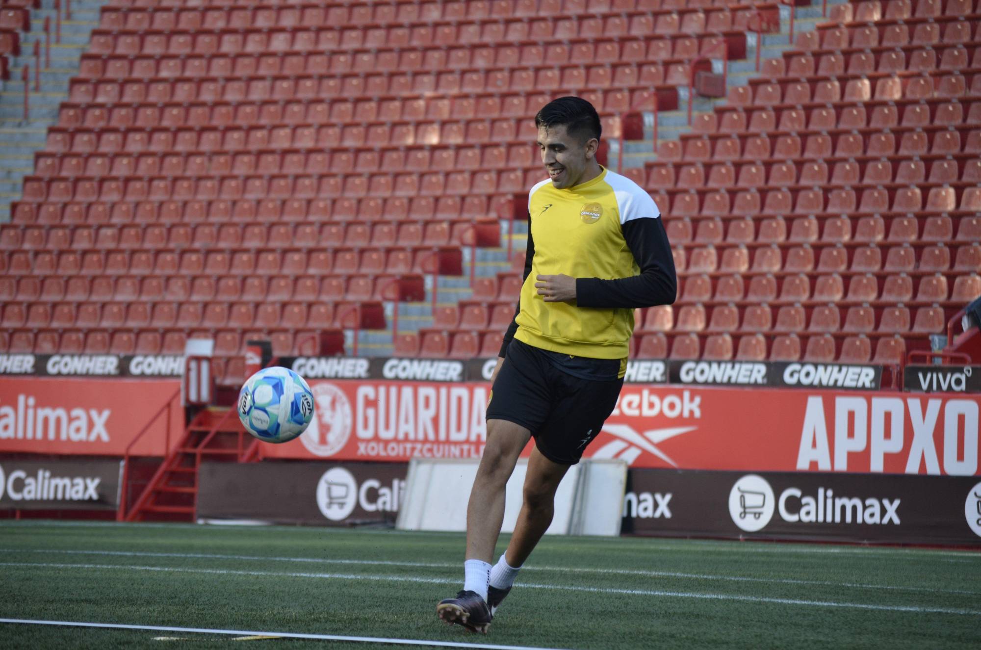 $!Dorados de Sinaloa desafía al líder La Paz: choque de poder en el Estadio Caliente