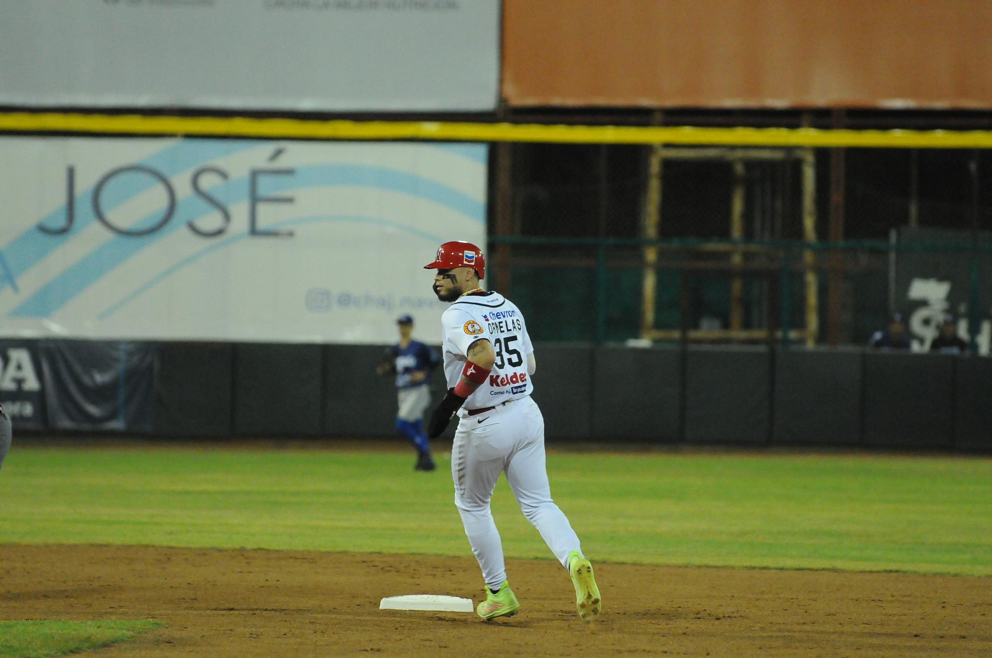 $!Mayos se queda con la guerra de las tribus