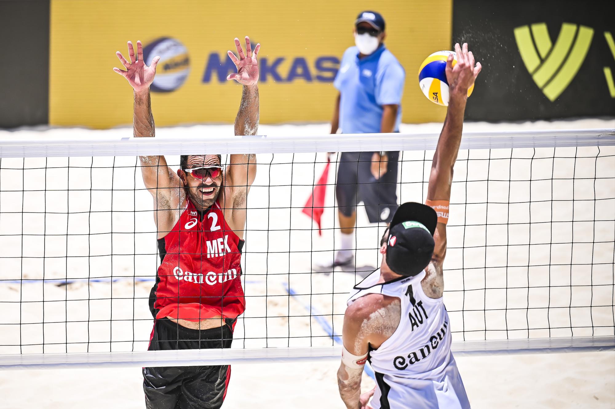 $!Sinaloenses Gaxiola y Rubio pierden en octavos de final en Tour Mundial de Voleibol de Playa