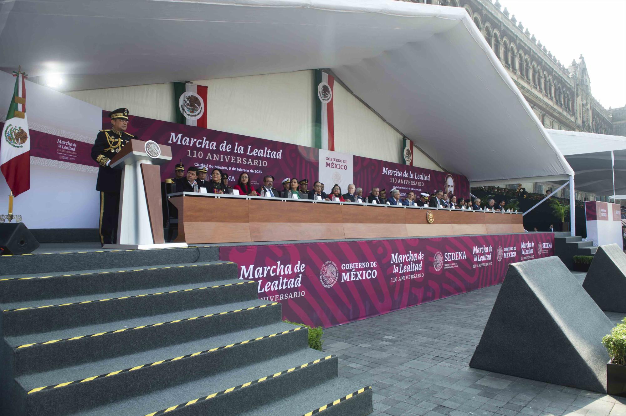 $!AMLO encabeza evento por Marcha de la Lealtad; Sedena refrenda compromiso y lealtad
