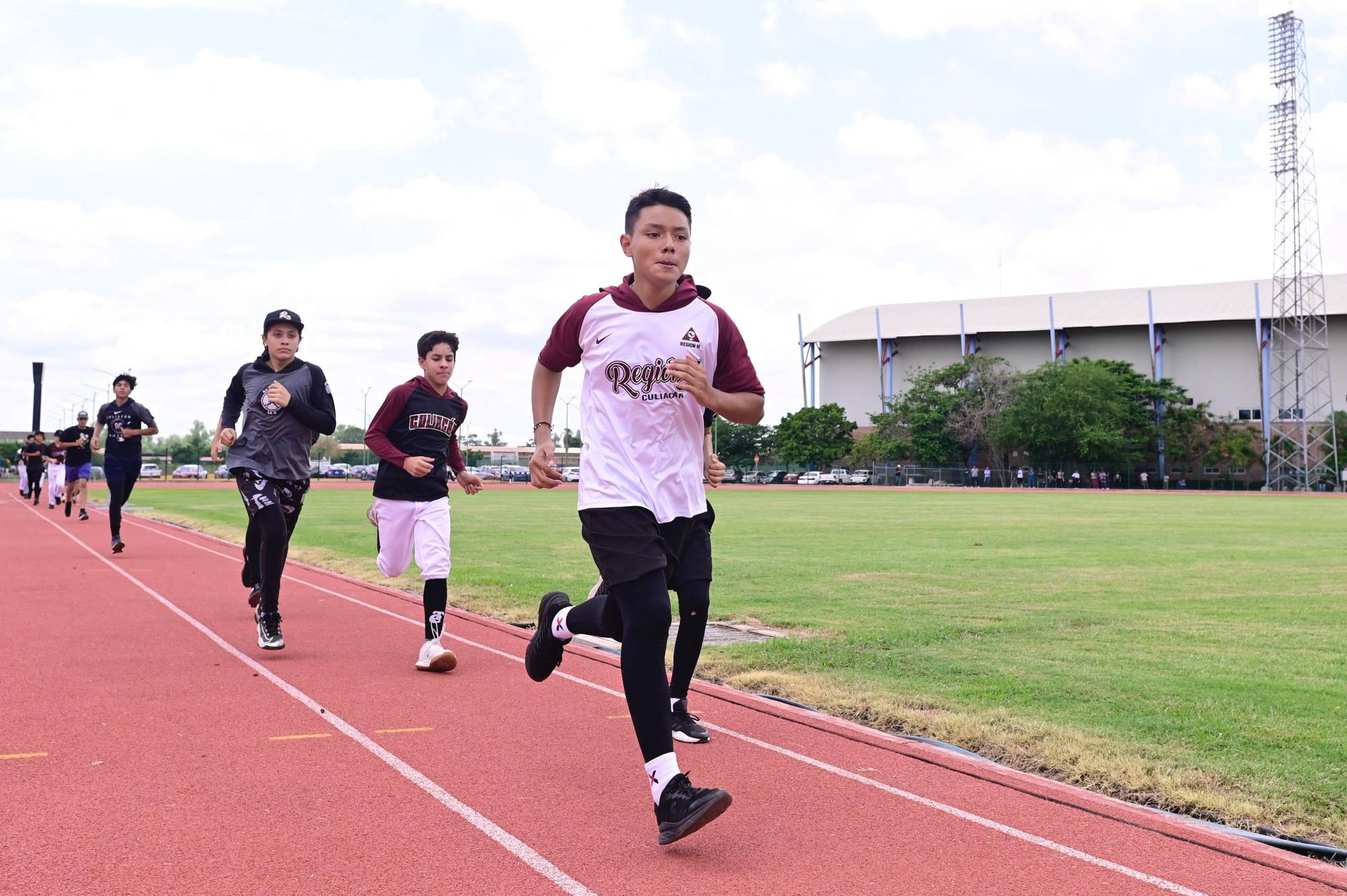 $!Gran respuesta al try out de beisbol del Isde