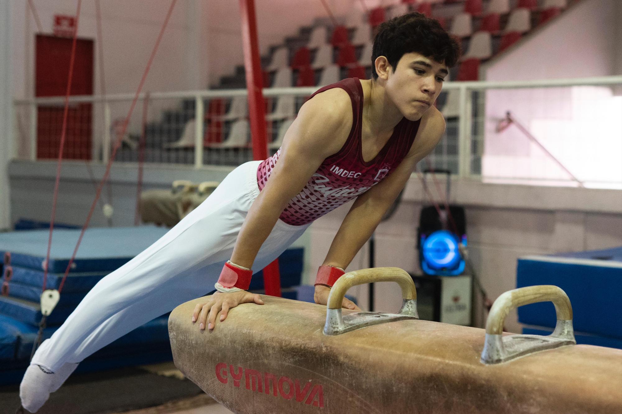 $!Supera Aarón Ibarra a Gael Rosales en estatal de gimnasia