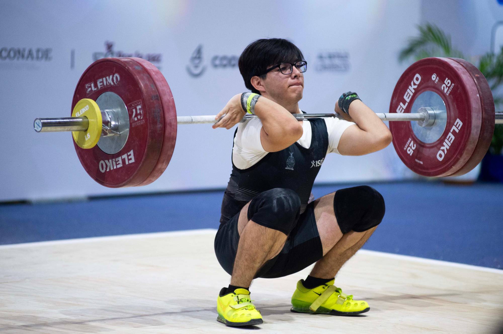 $!Suma Sinaloa plata y bronce en el inicio de la rama varonil de la halterofilia en la Olimpiada Nacional