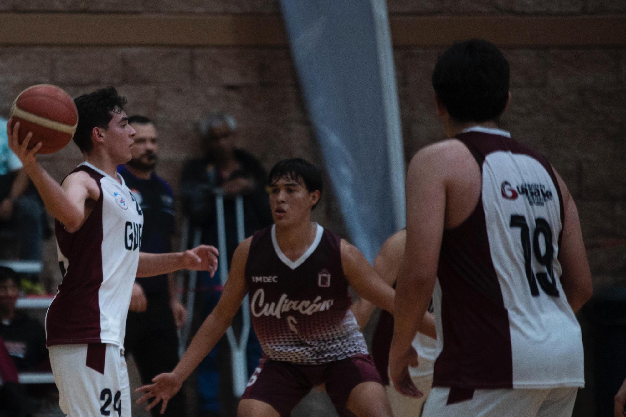 $!Culiacán y Ahome disputarán los títulos en estatal de baloncesto