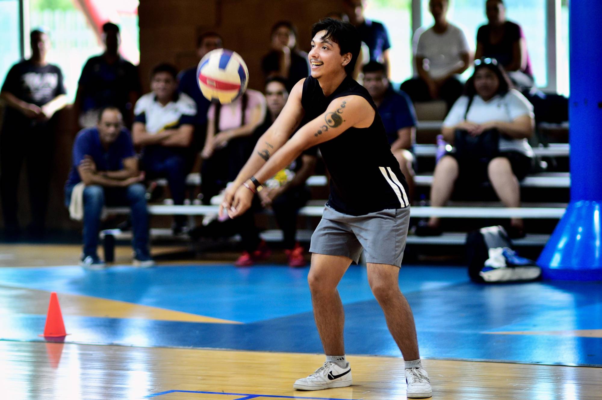 $!El olímpico Salvador González imparte curso de actualización de voleibol de playa en Culiacán