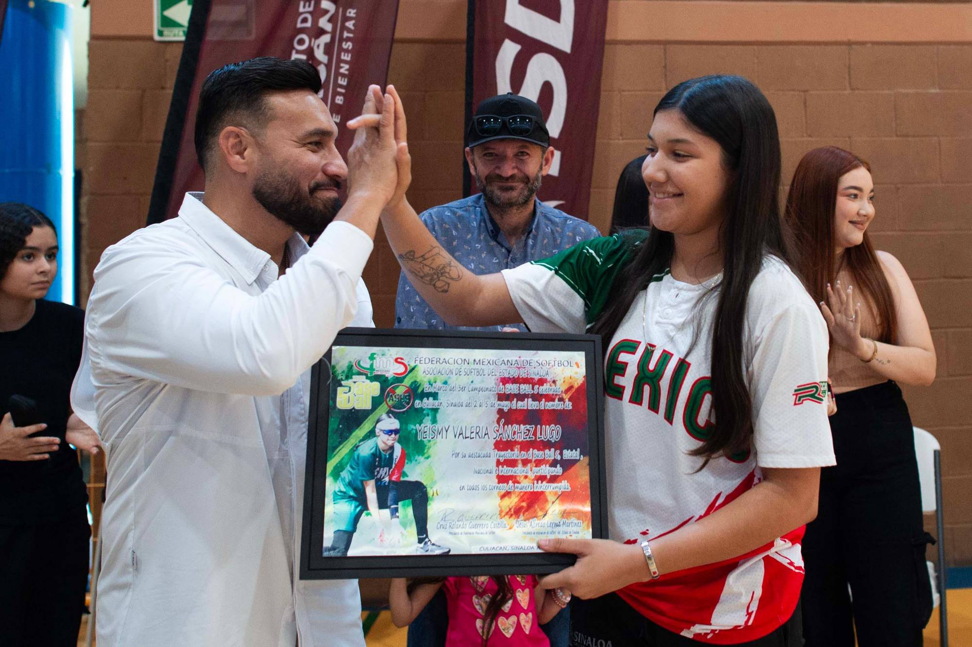 $!Arranca en Culiacán el Campeonato Nacional de Beisbol 5 con triple homenaje