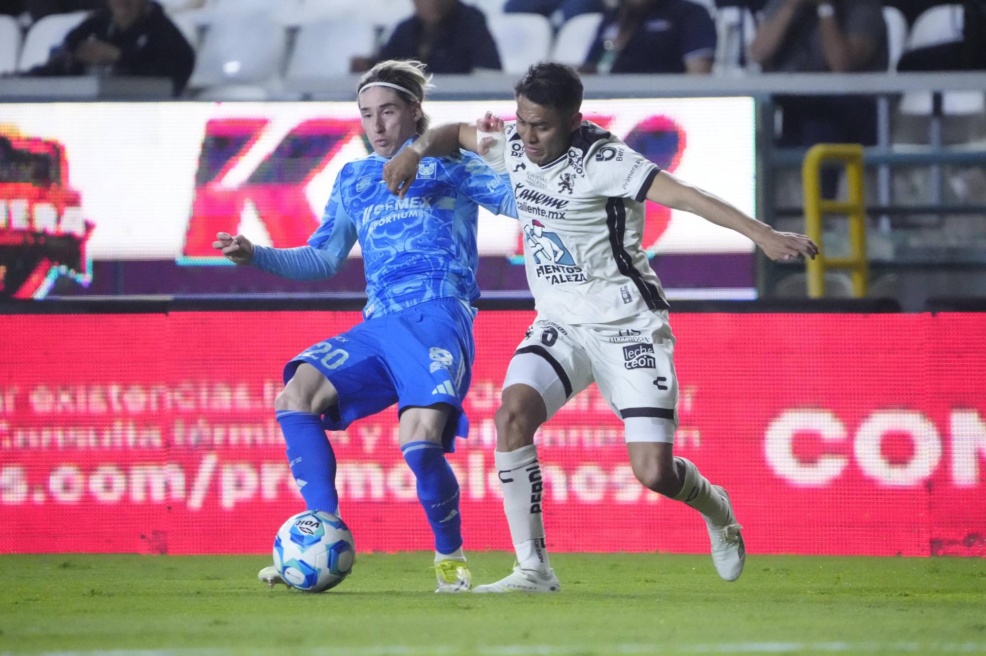 $!Tigres rugen en León y se llevan el triunfo