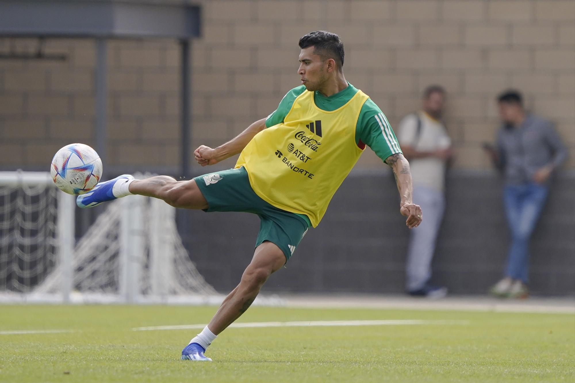 $!El Tri ya entrenó con plantilla completa en Charlotte