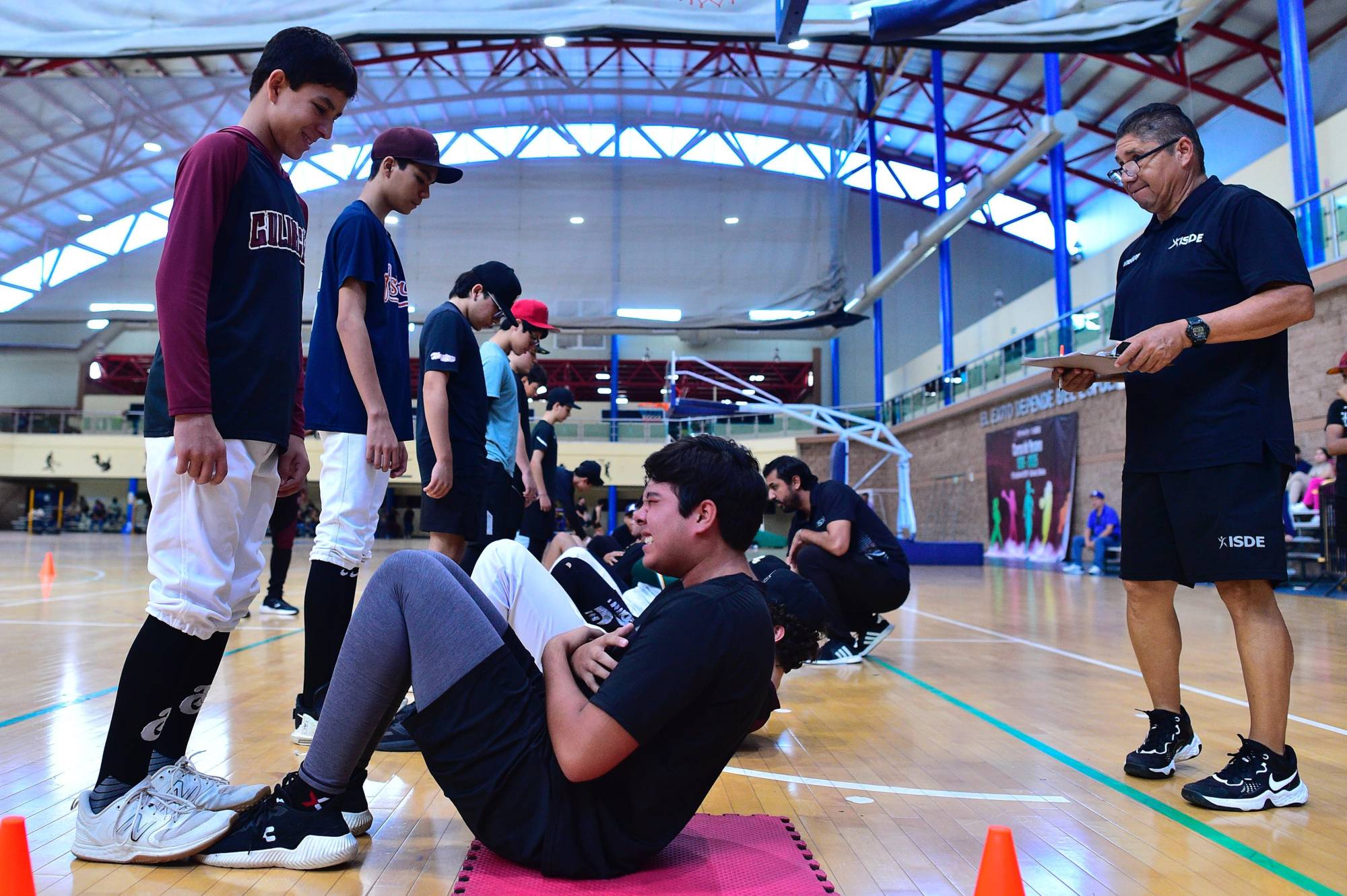 $!Gran respuesta al try out de beisbol del Isde