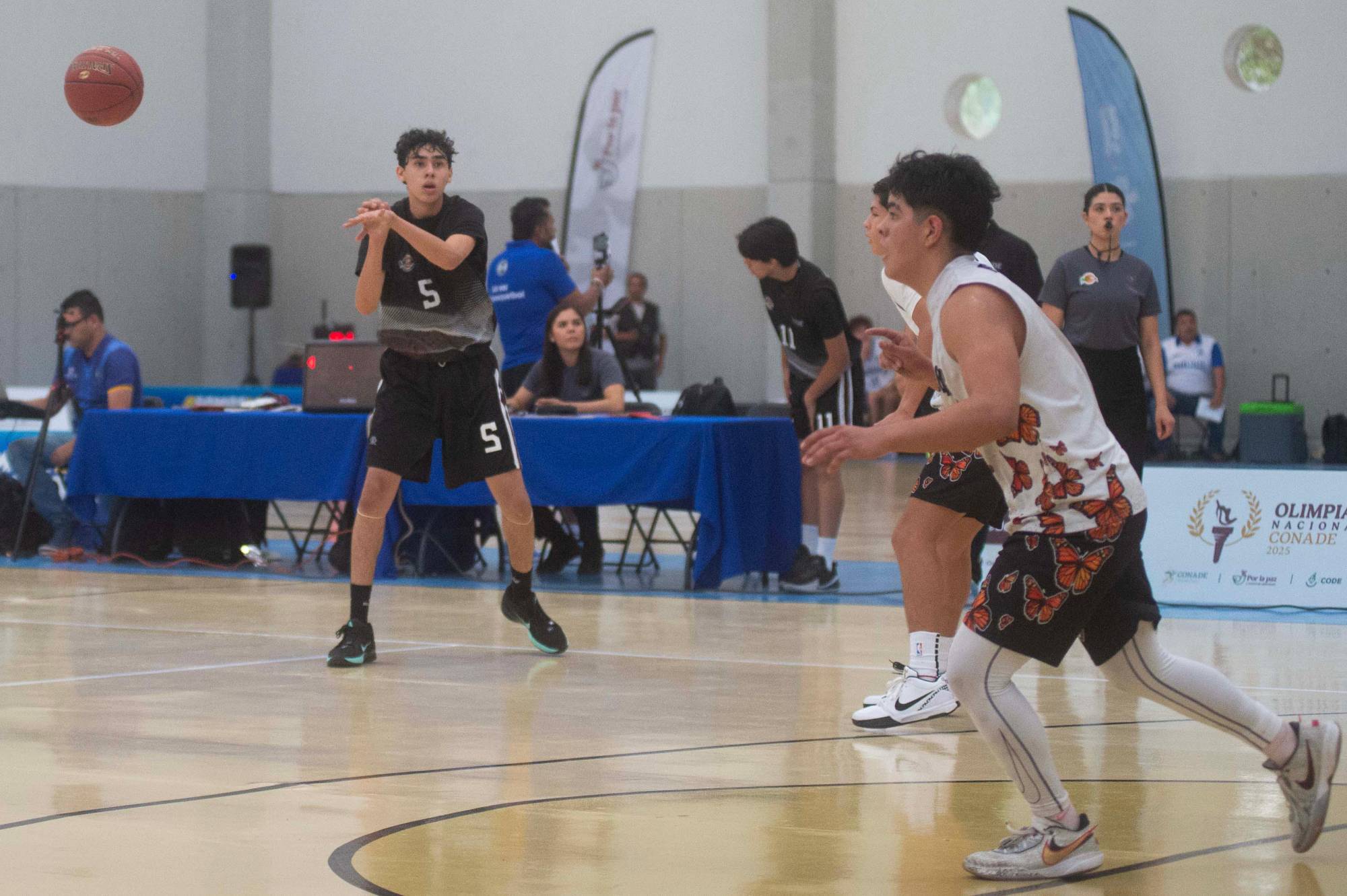 $!Sinaloa remonta y debuta con victoria en el basquetbol de la Olimpiada Nacional