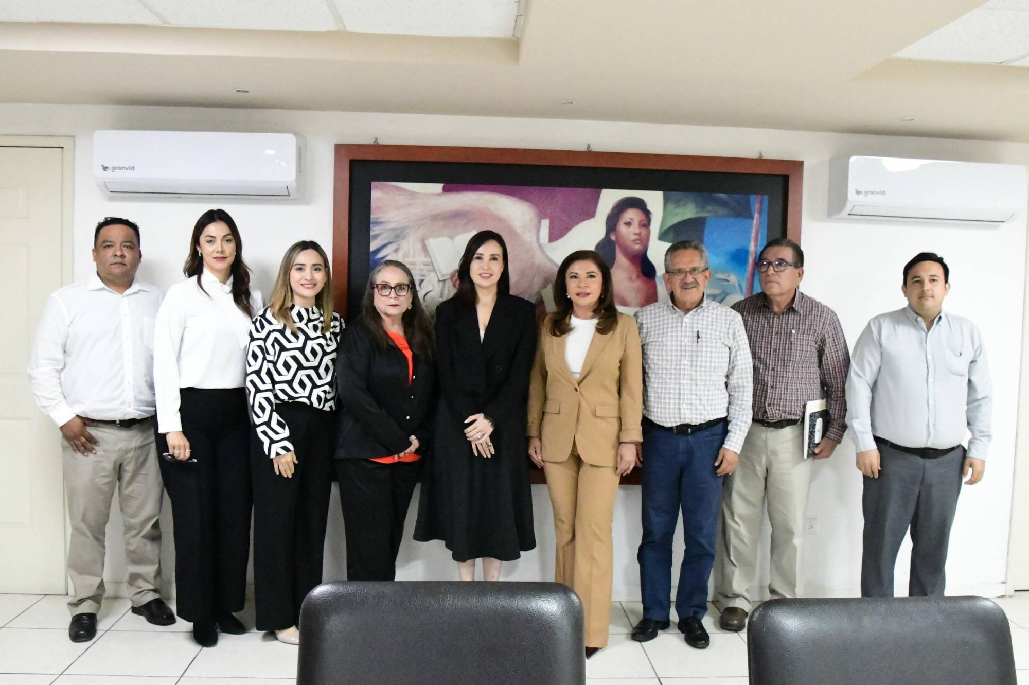 $!Garantiza Gobierno de Sinaloa entrega de uniformes, útiles y calzado para el mes de agosto