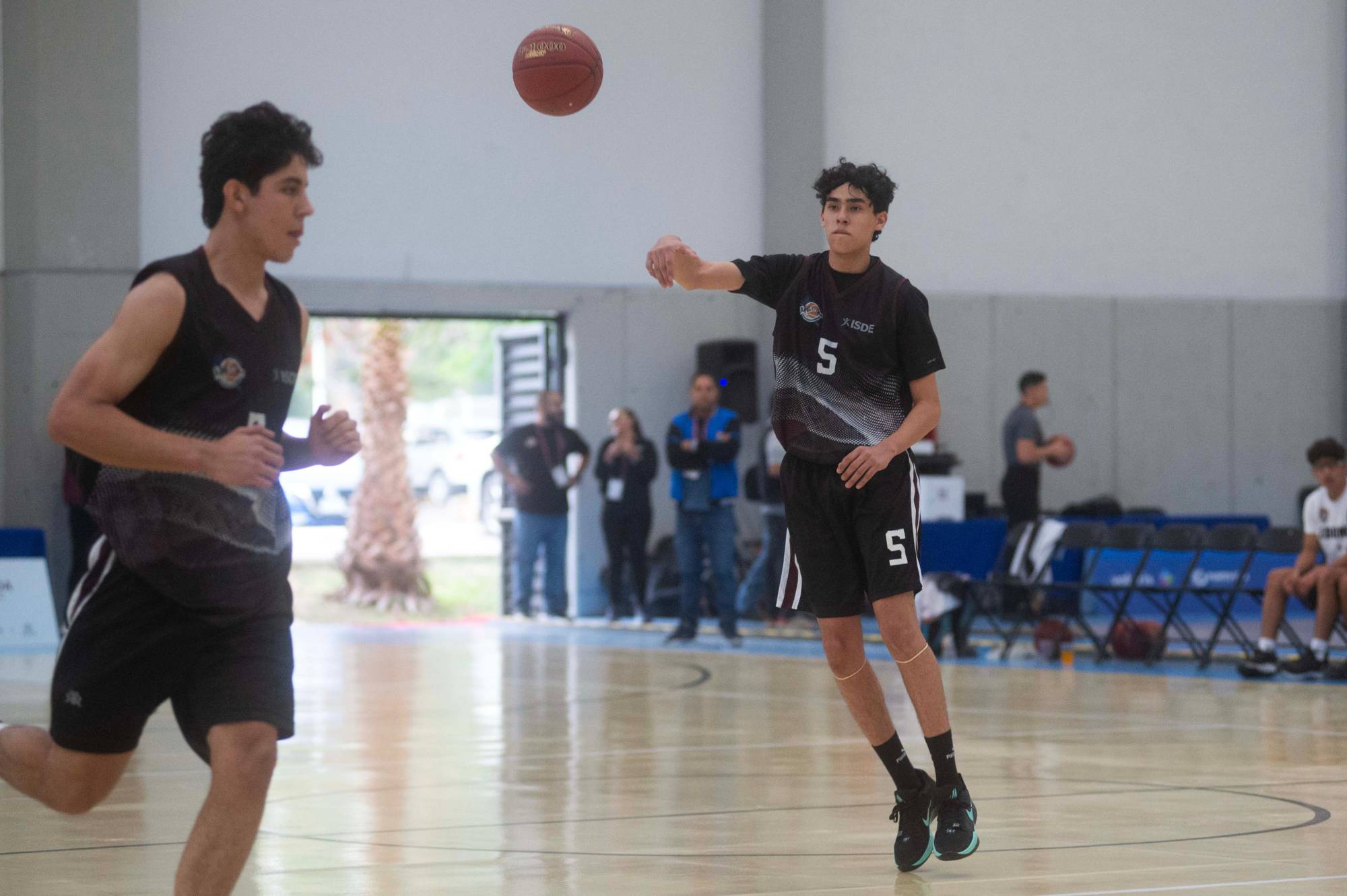$!Sinaloa remonta y debuta con victoria en el basquetbol de la Olimpiada Nacional