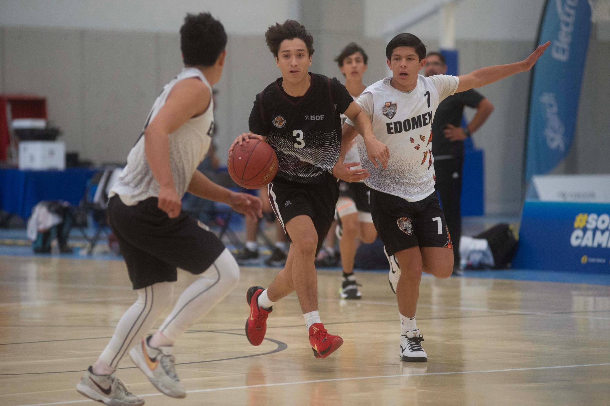 $!Sinaloa remonta y debuta con victoria en el basquetbol de la Olimpiada Nacional