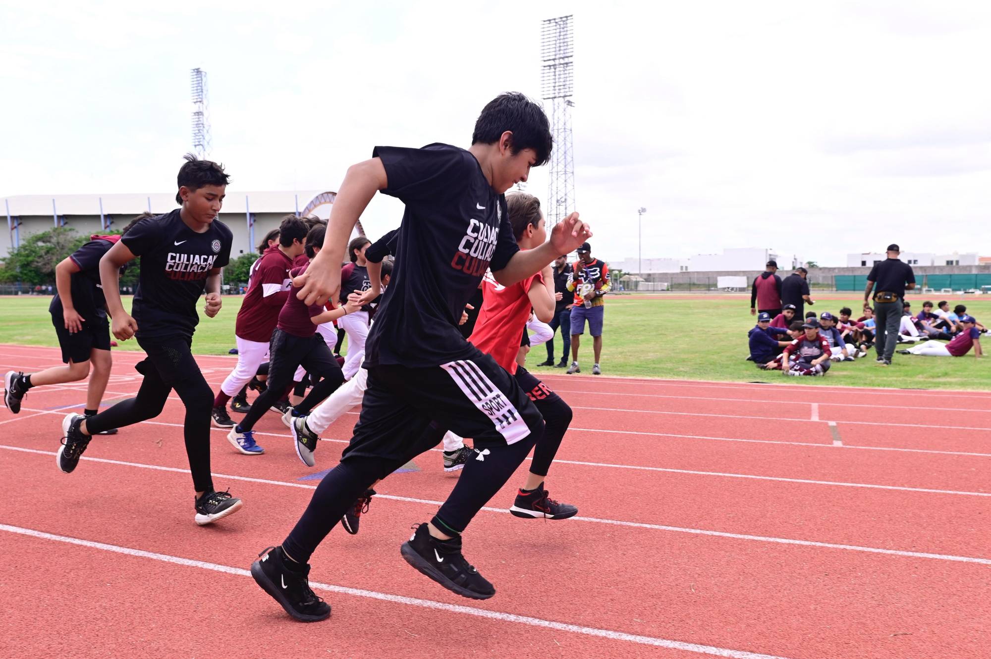 $!Gran respuesta al try out de beisbol del Isde