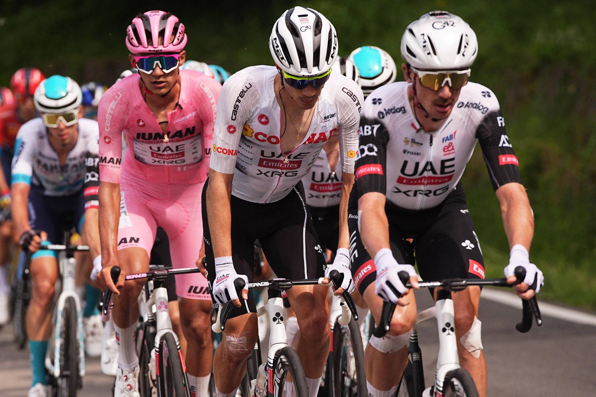 $!Isaac del Toro mantiene la maglia rosa tras la etapa 11 del Giro de Italia