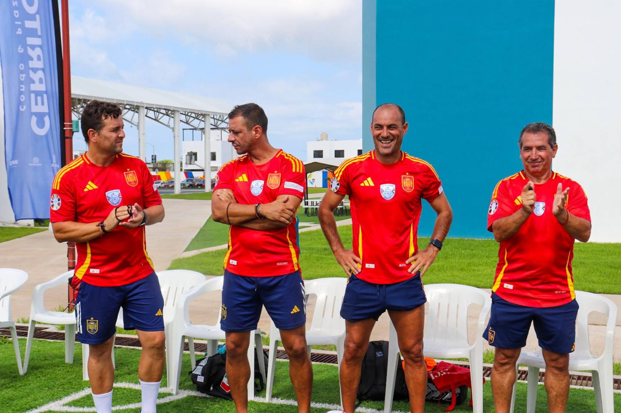 $!Inicia campamento de futbol de talla internacional, en Mazatlán