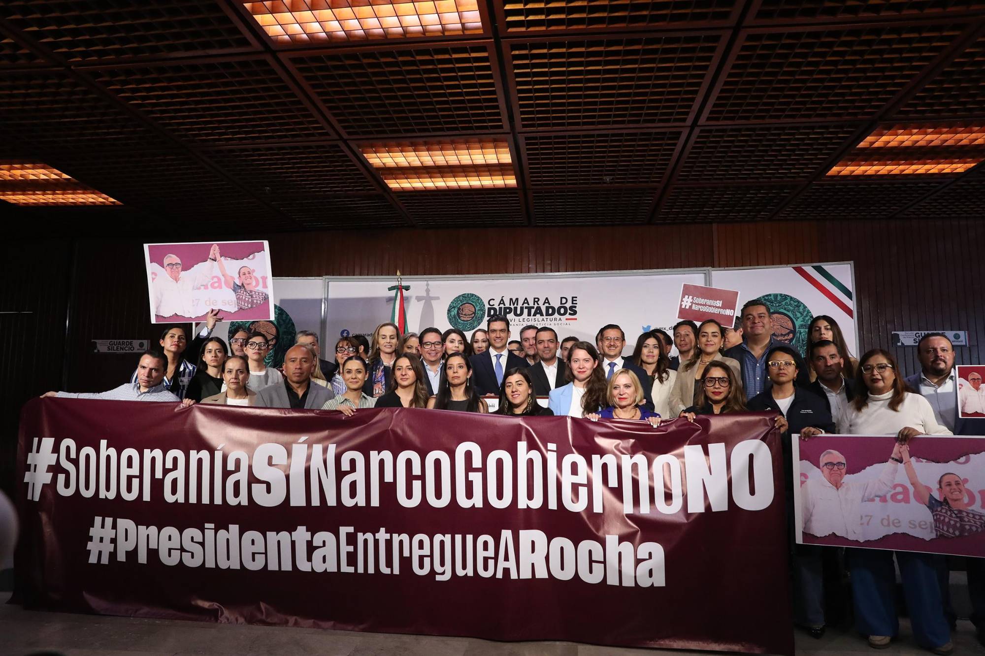$!El Diputado panista, Germán Martínez, advirtió que el PAN mantendrá la presión incluso si el juicio político no prospera y llamarán “narcocómplices a los diputados” de Morena.