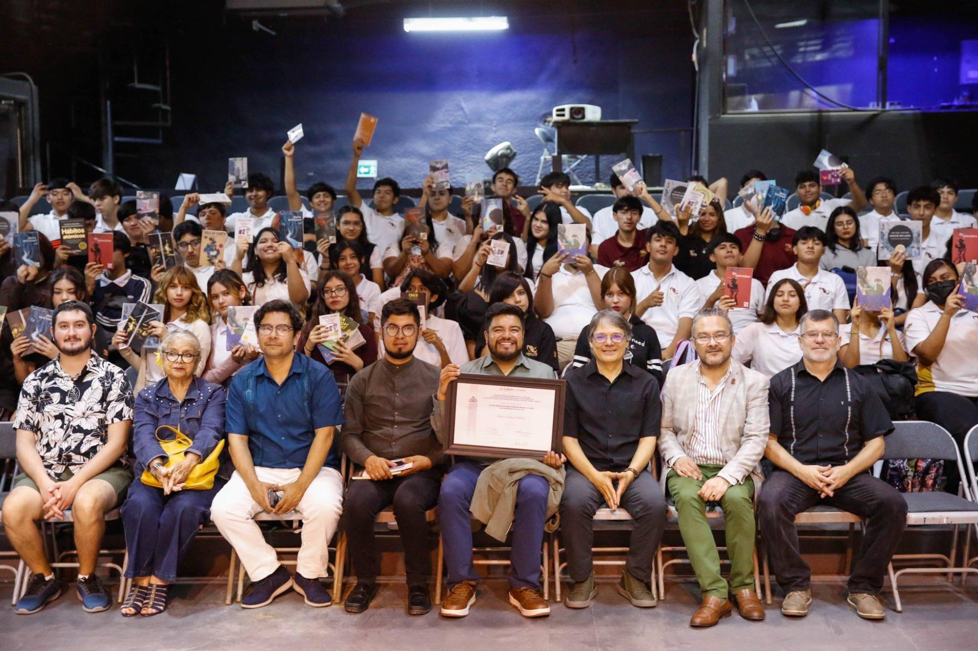 $!Participaron en la charla alumnos del Centro de Estudios Científicos y Tecnológicos Bella Vista.