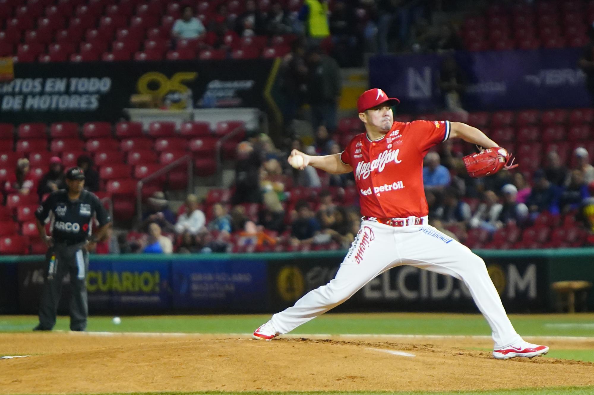 $!Tenemos que enfocarnos bien para llegar enrachados a la postemporada: Manuel Flores