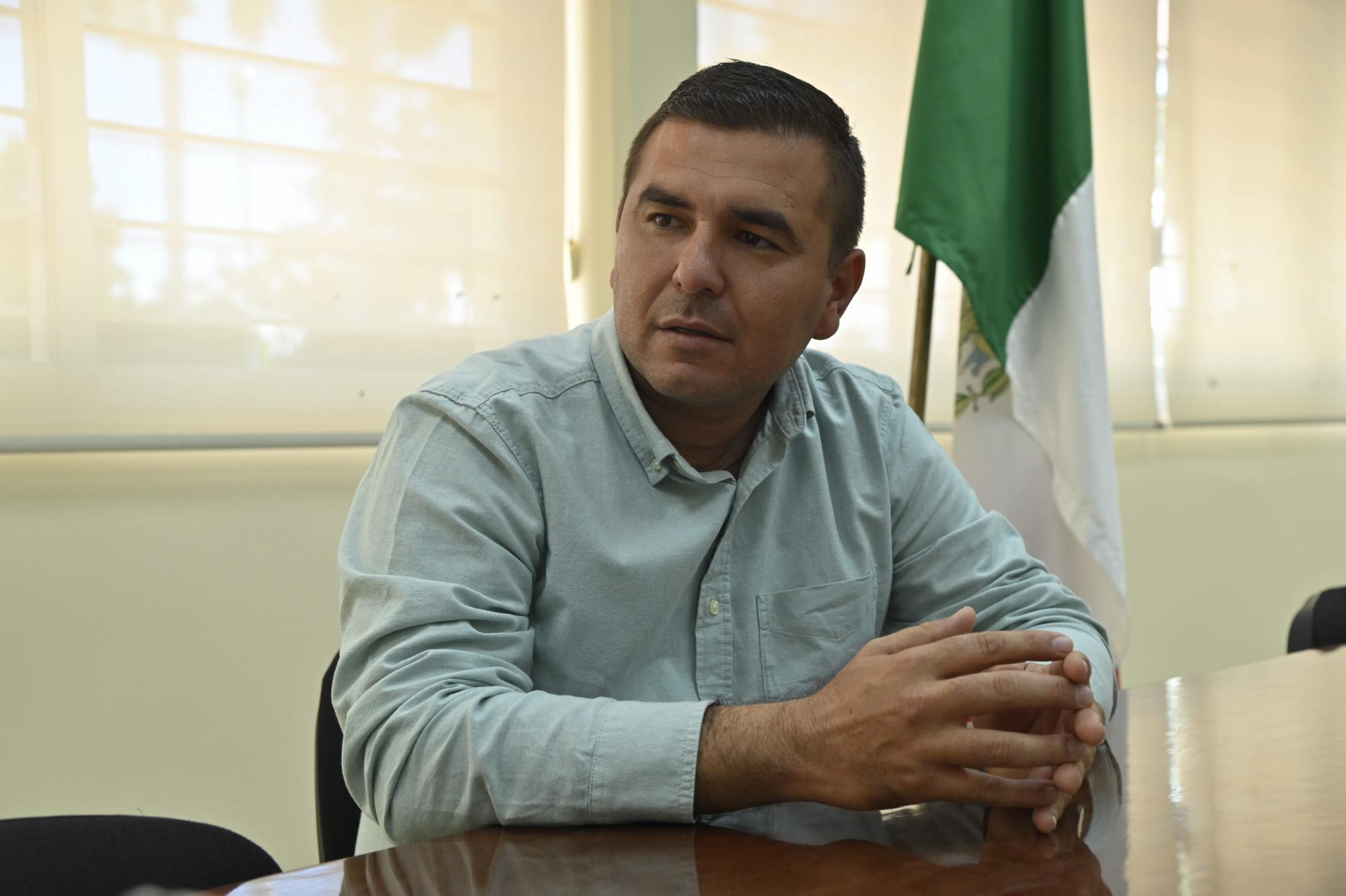 $!Azareel Angulo Castro, profesor e investigador de Suelos y Agua de la Facultad de Agronomía de la Universidad Autónoma de Sinaloa .