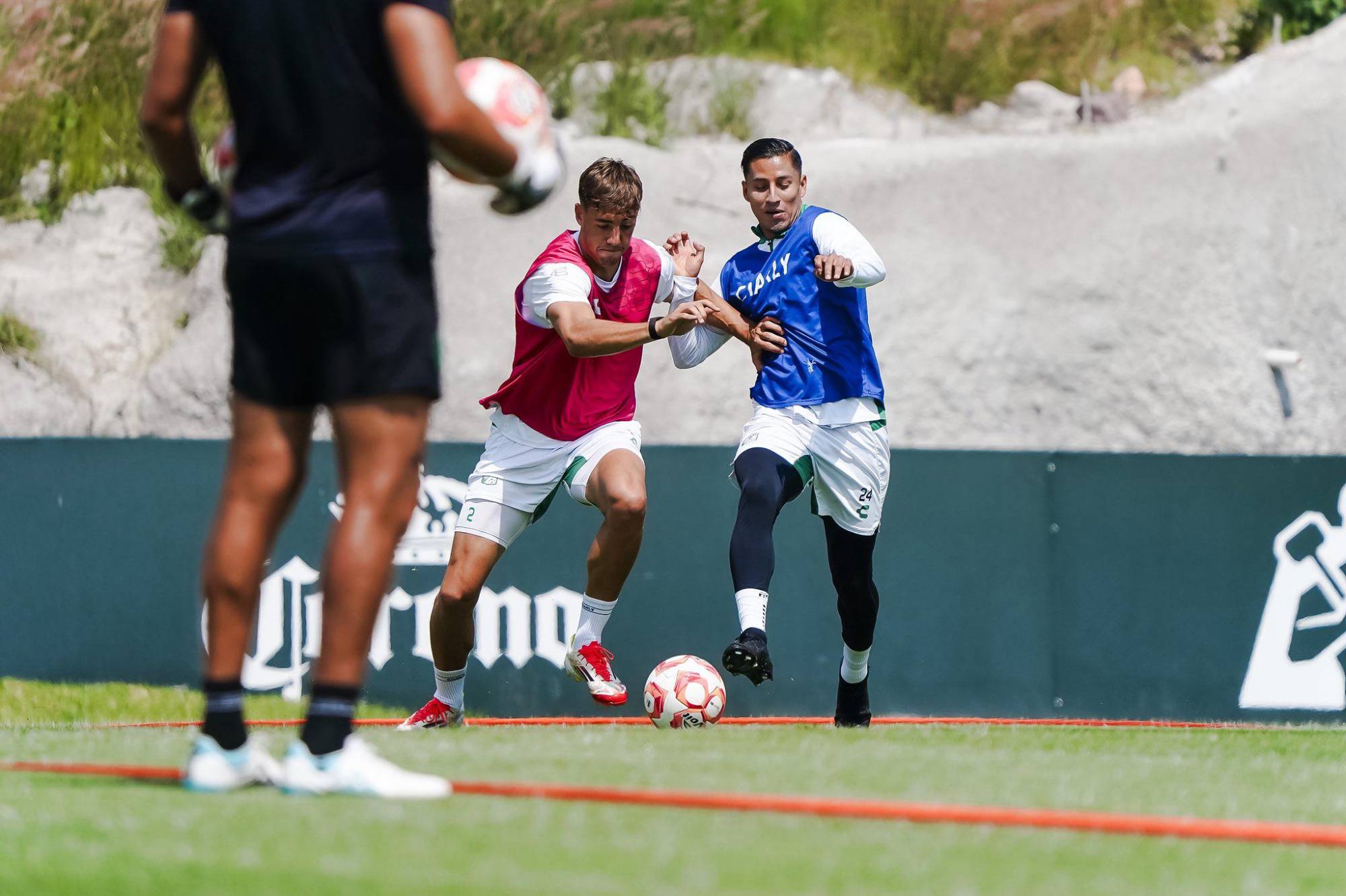 $!León visita a Necaxa con dudas sobre James Rodríguez y urgencias en la tabla