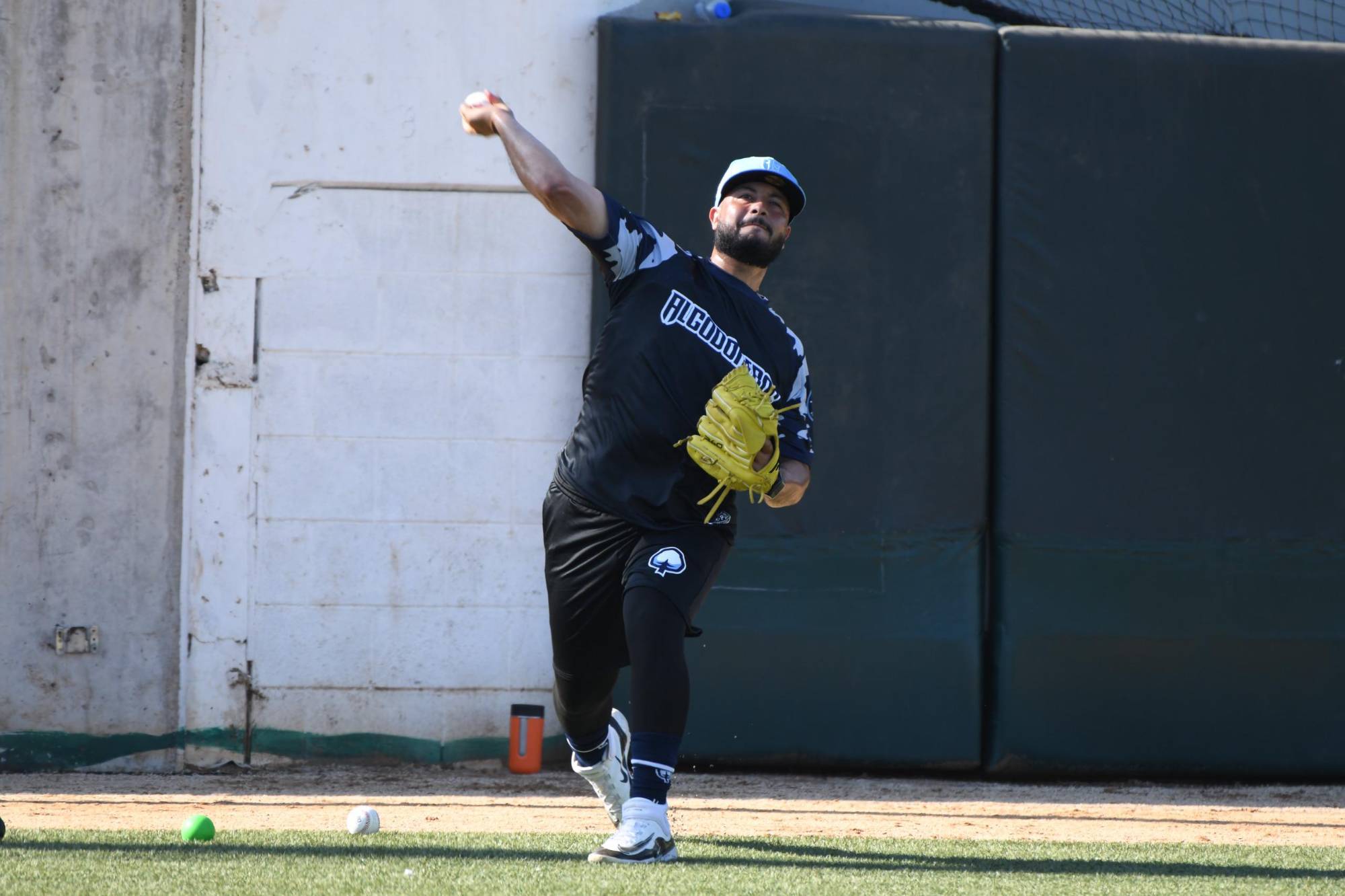 $!Algodoneros de Guasave aumenta ritmo de pretemporada
