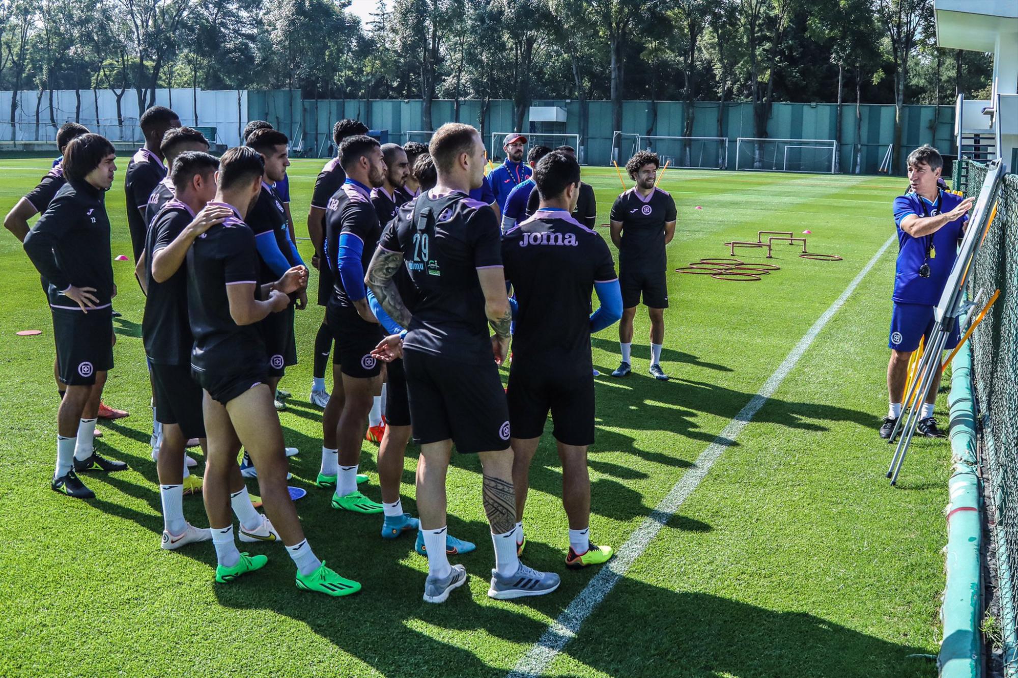 $!Cruz Azul hace oficial la salida del DT Diego Aguirre