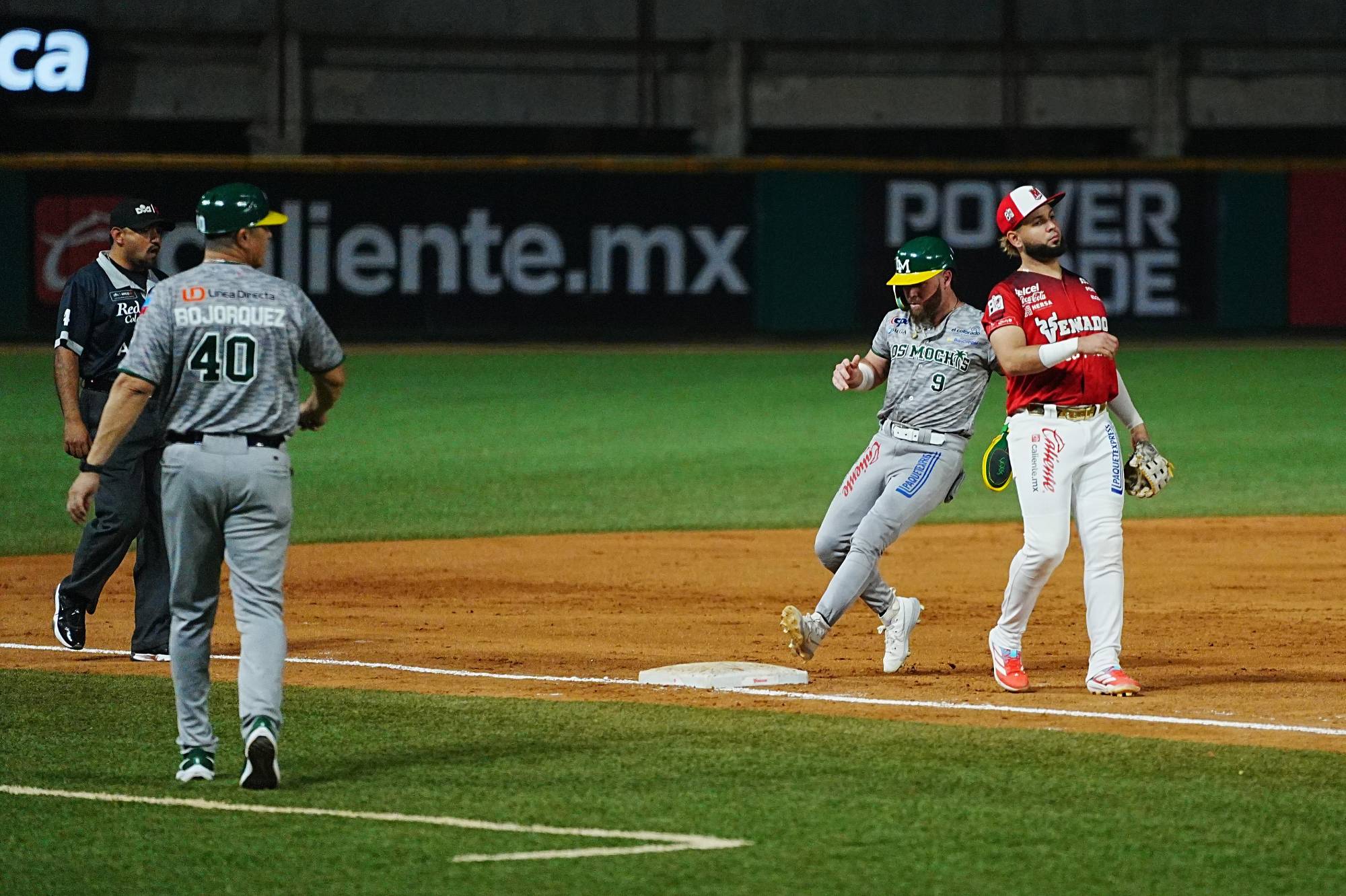 $!Venados de Mazatlán logra dramática victoria en entradas extras