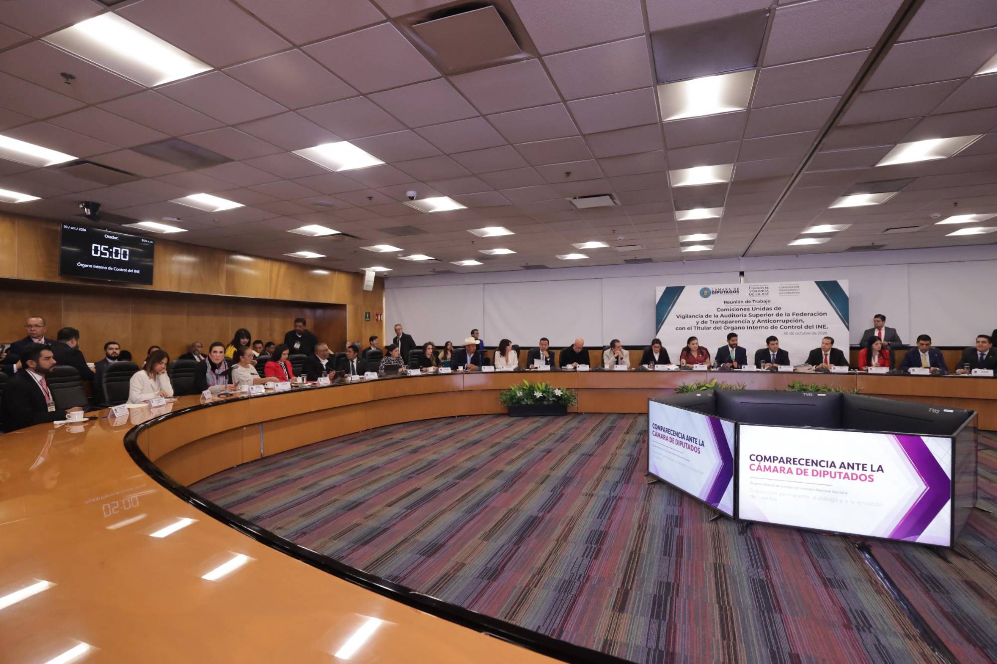 $!Contralor del INE imputa a cinco funcionarios por conflicto de interés