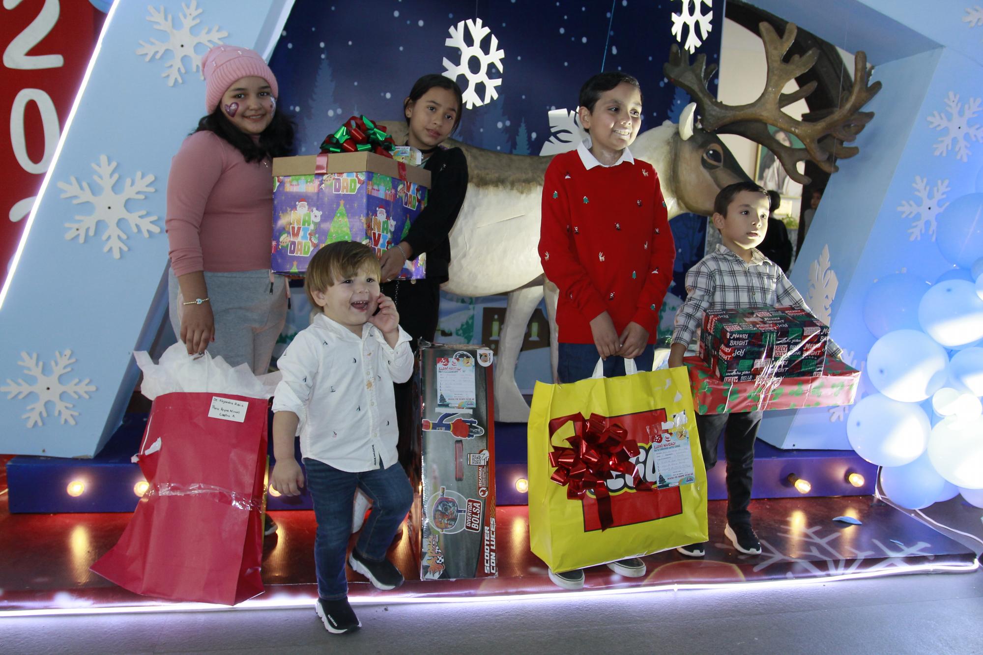 $!Celebra Ganac su tradicional posada navideña