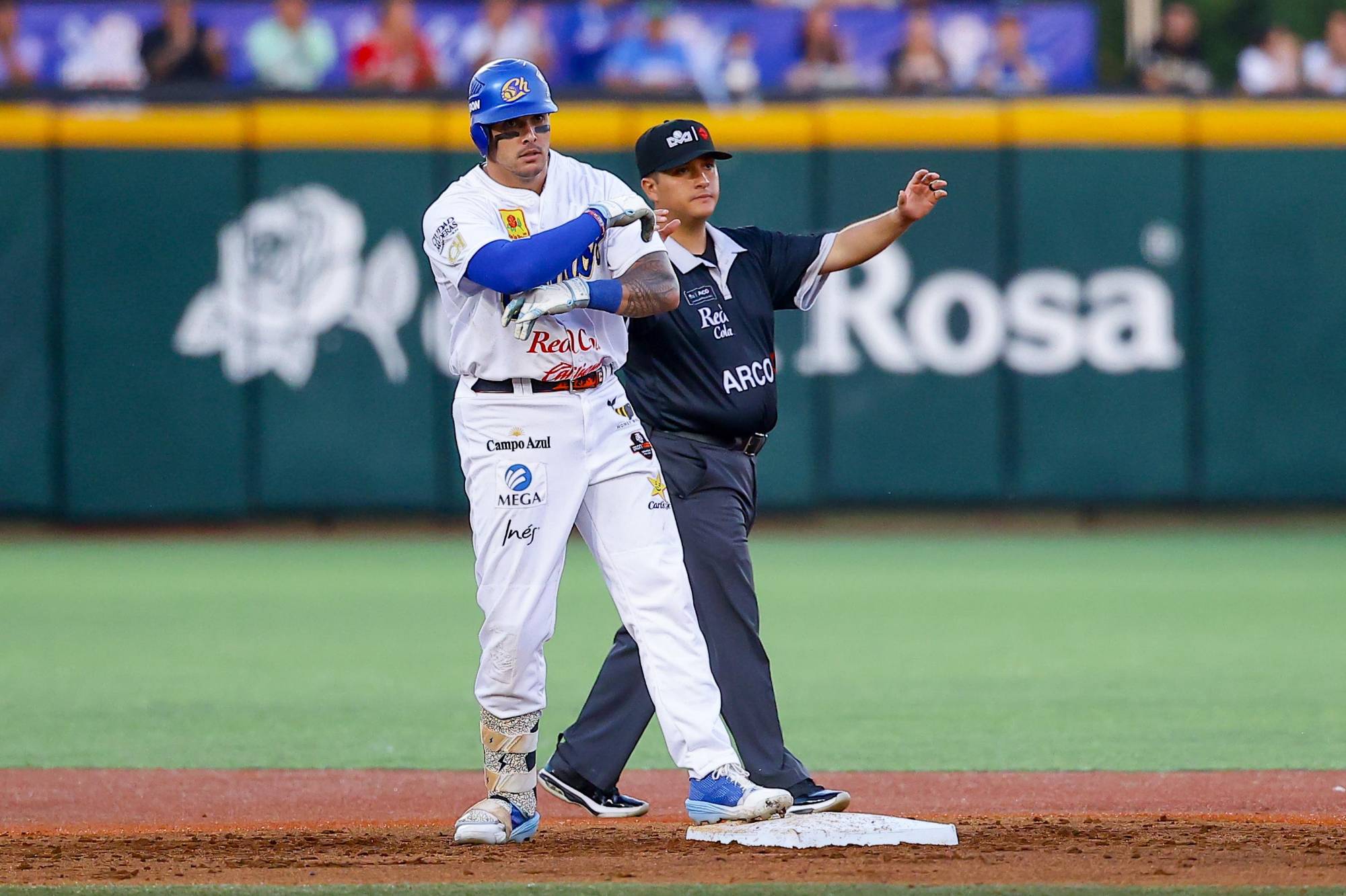 $!Charros barre a Naranjeros y se afianza como líder del Pacífico
