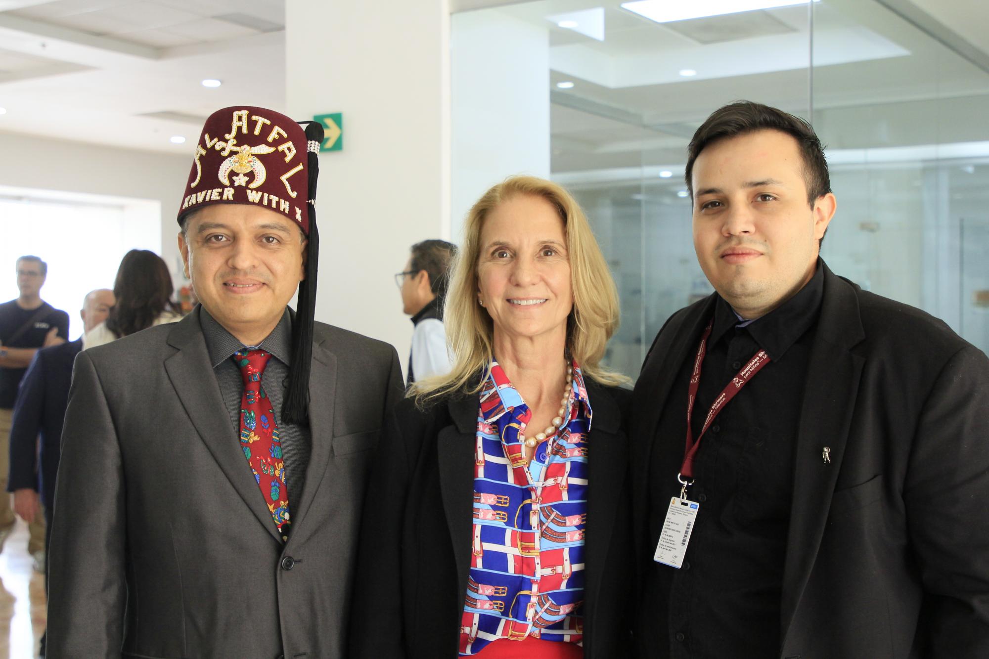 $!Xavier Maytorena, Laura Kozloski y Edrey Quiñónez García.