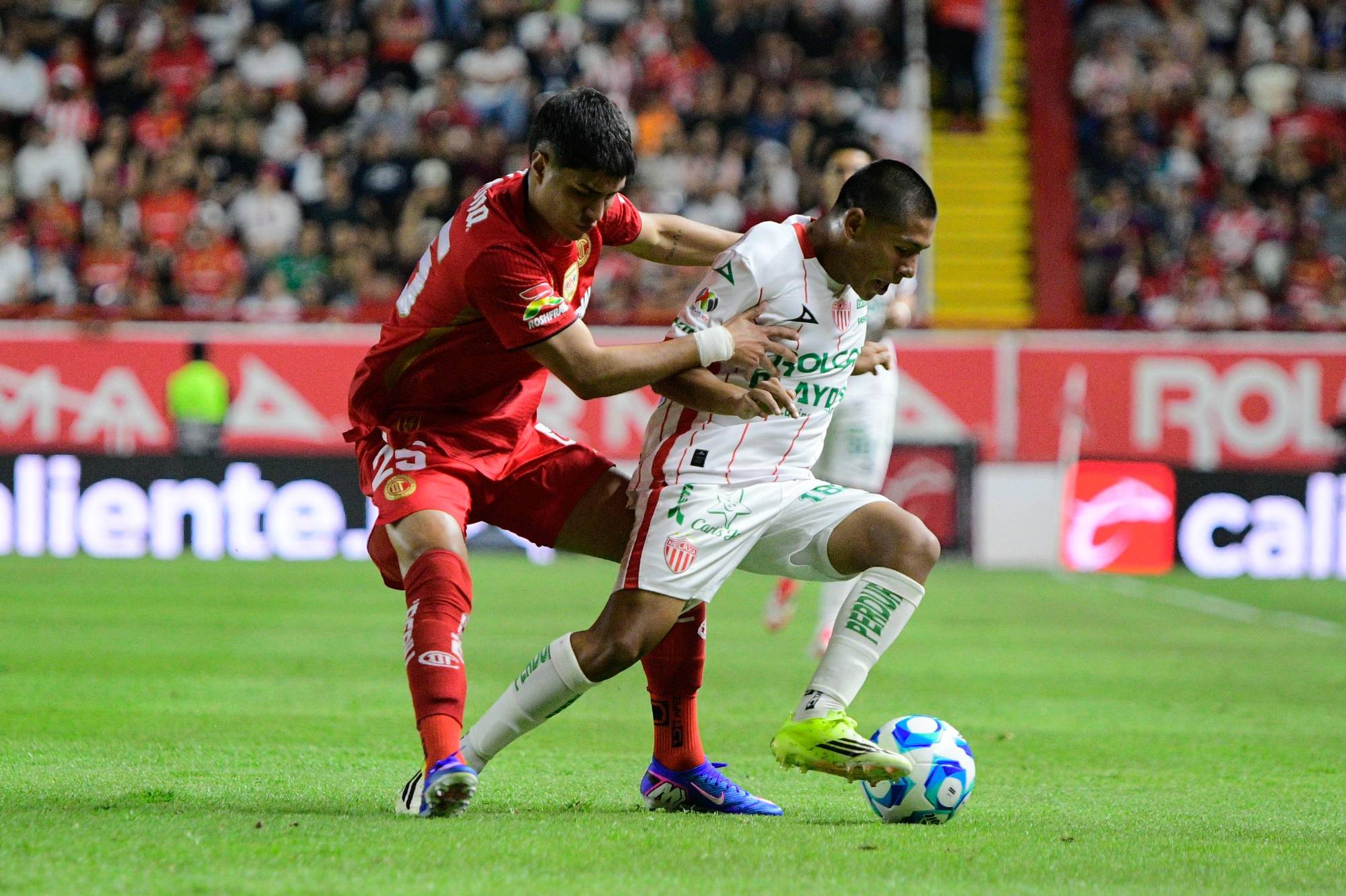 $!Toluca mantiene el invicto con contundente 3-0 sobre Necaxa en el Estadio Victoria
