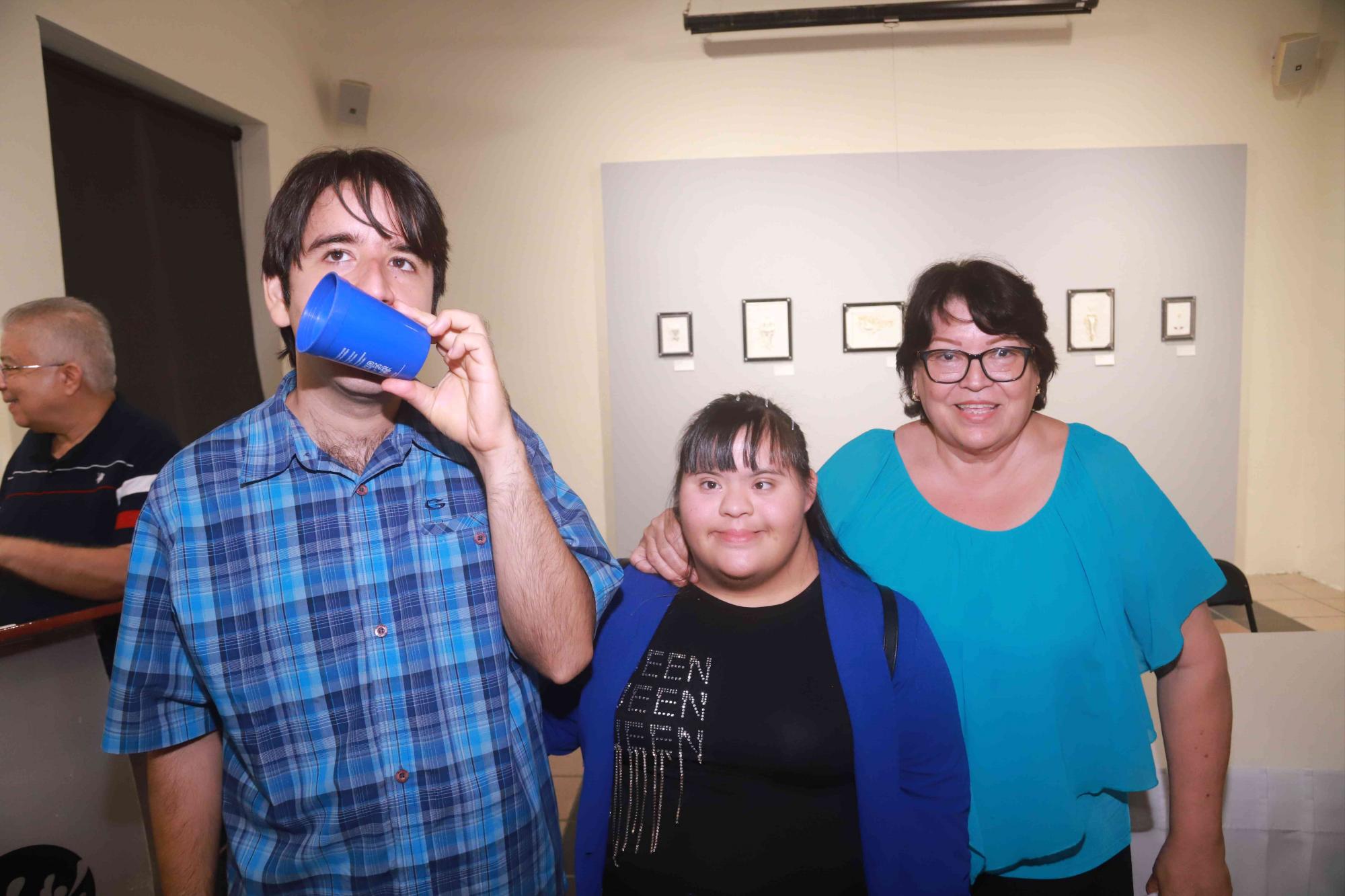 $!Francisco Miguel Santamaría, Arely Lizárraga y Francisca Salas.