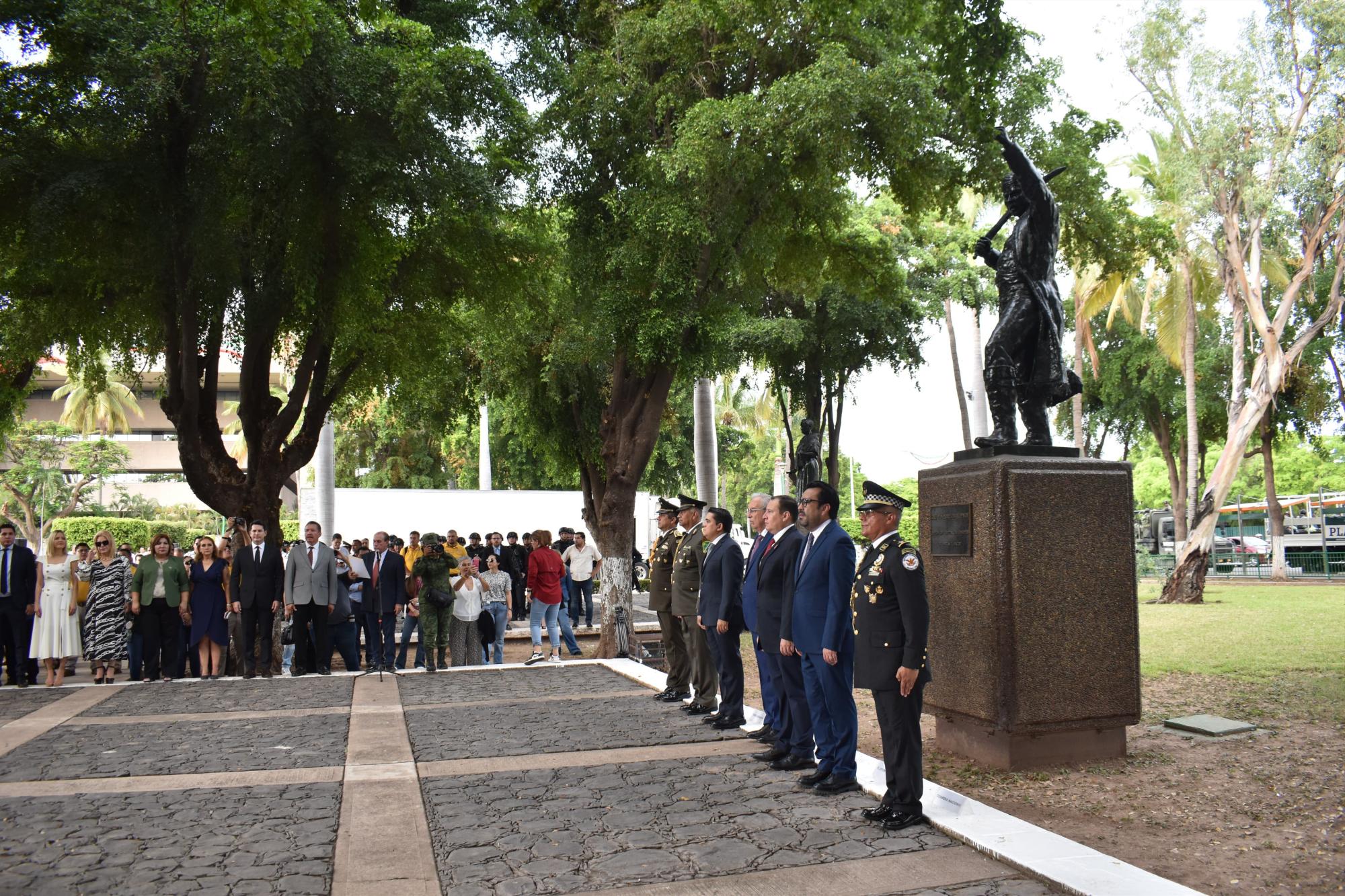 $!Gobierno de Sinaloa conmemora 213 aniversario de la Independencia de México