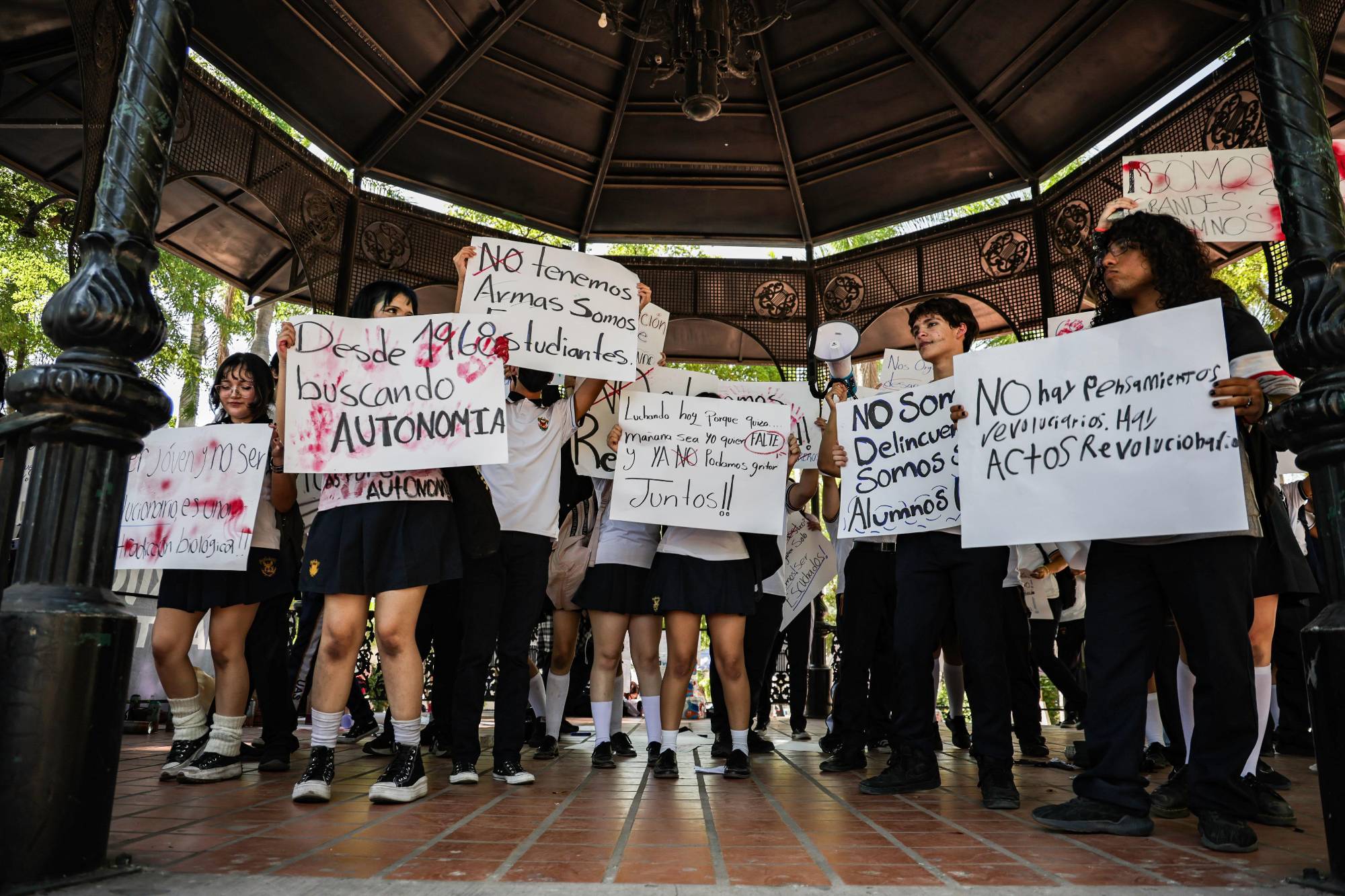 $!Estalla inconformidad estudiantil en la UAS