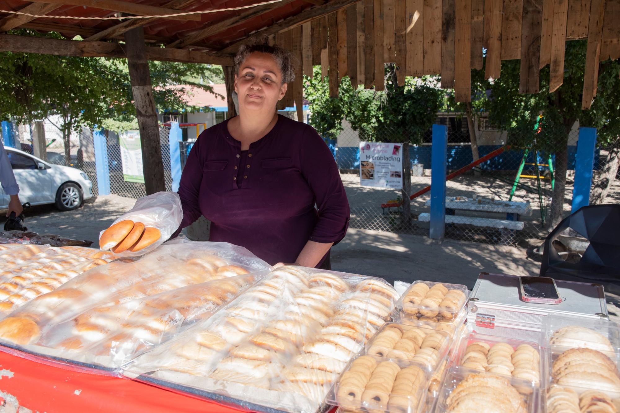 $!Habitantes de Carboneras reciben créditos del programa Mujeres Emprendedoras por el Bienestar