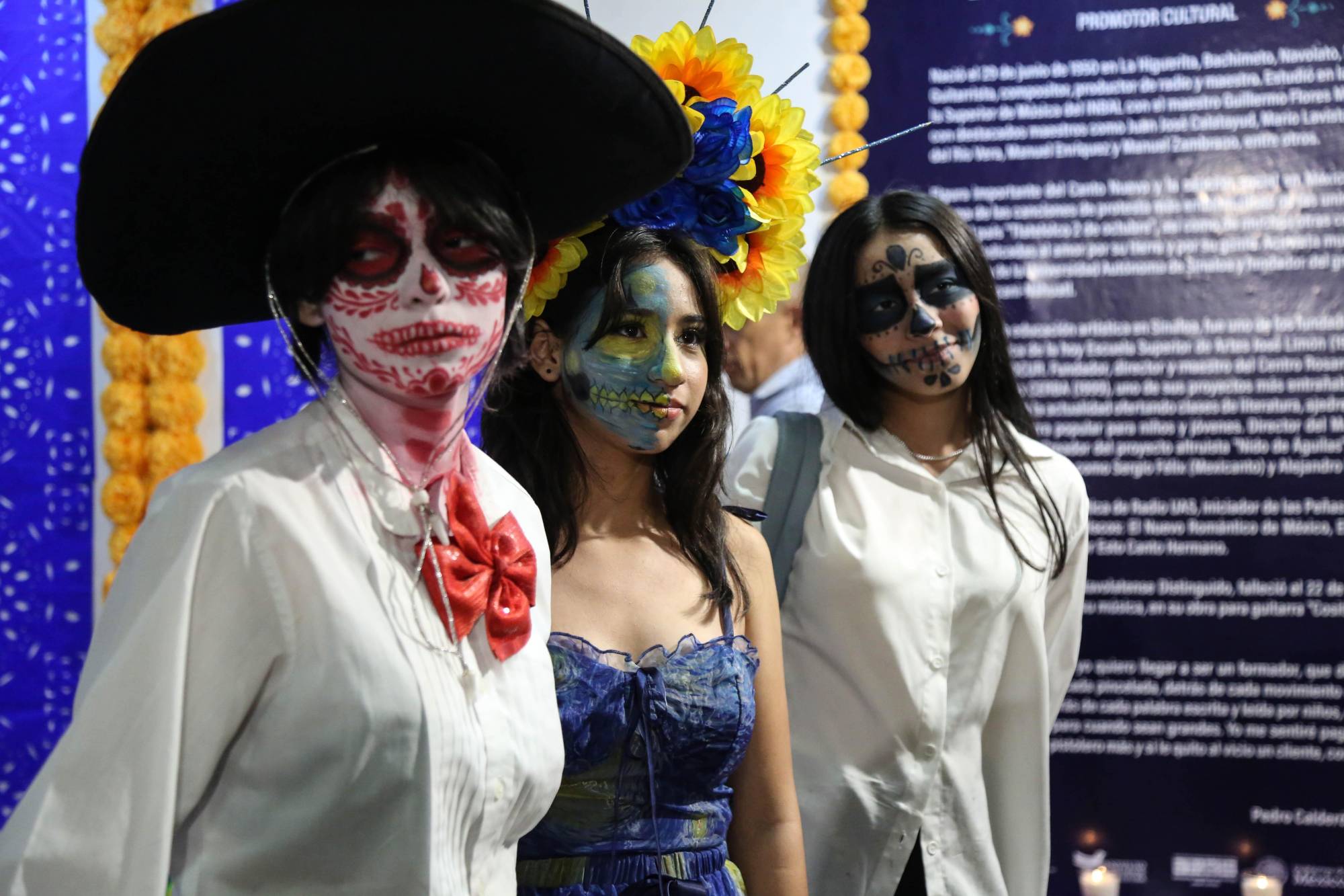 $!Celebran el Día de Muertos con homenaje a Pedro Calderón en Culiacán