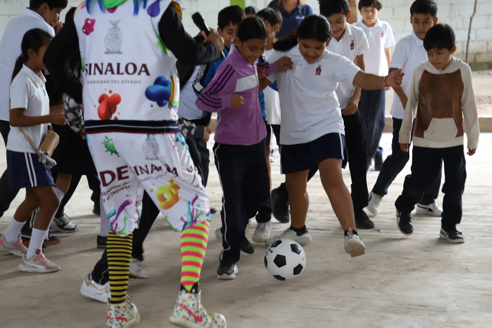 $!Jornada de activación física impulsa hábitos saludables en primaria de Villa Juárez, Navolato