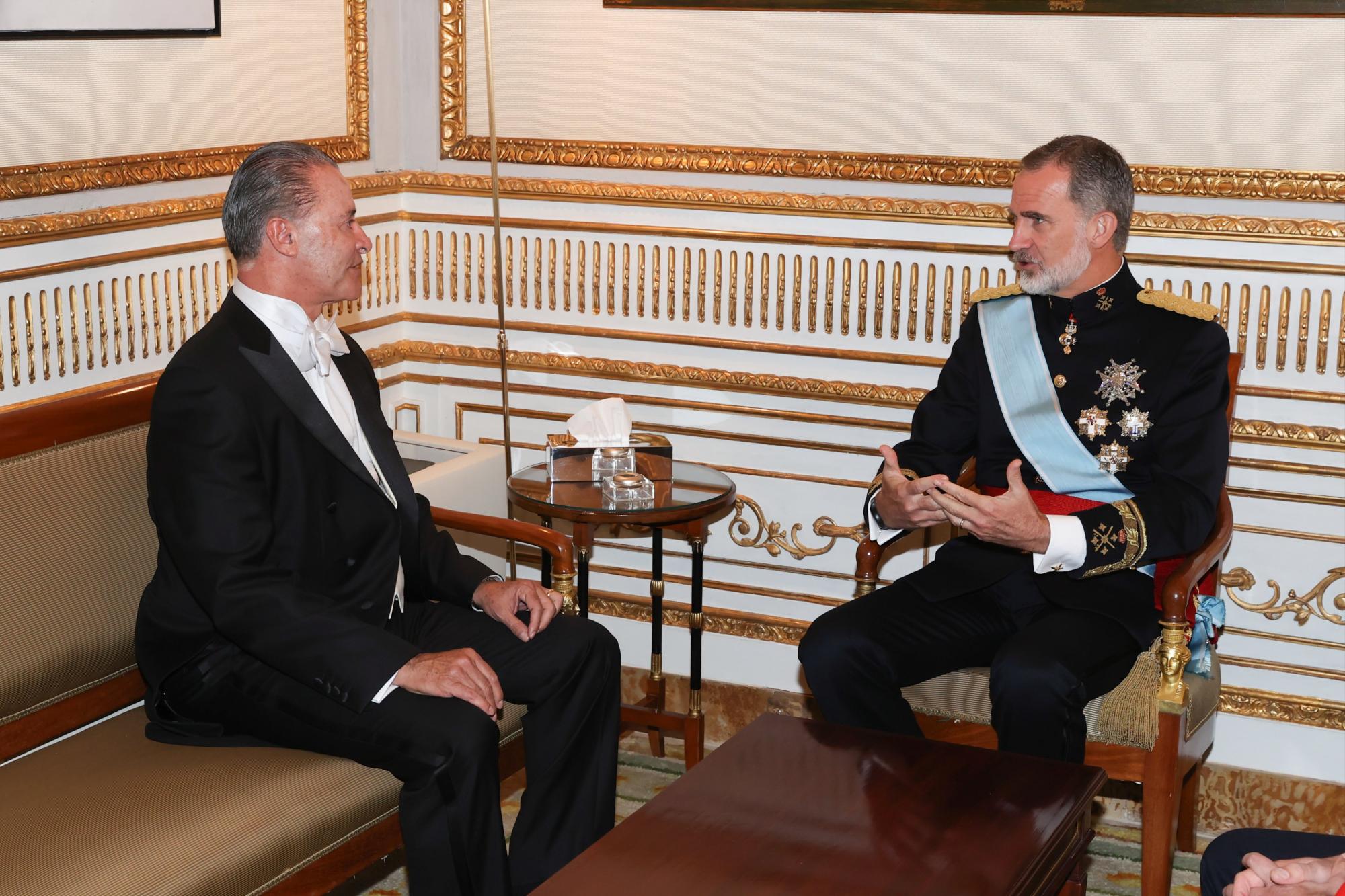 $!Quirino Ordaz entrega sus cartas credenciales como embajador al Rey Felipe VI de España