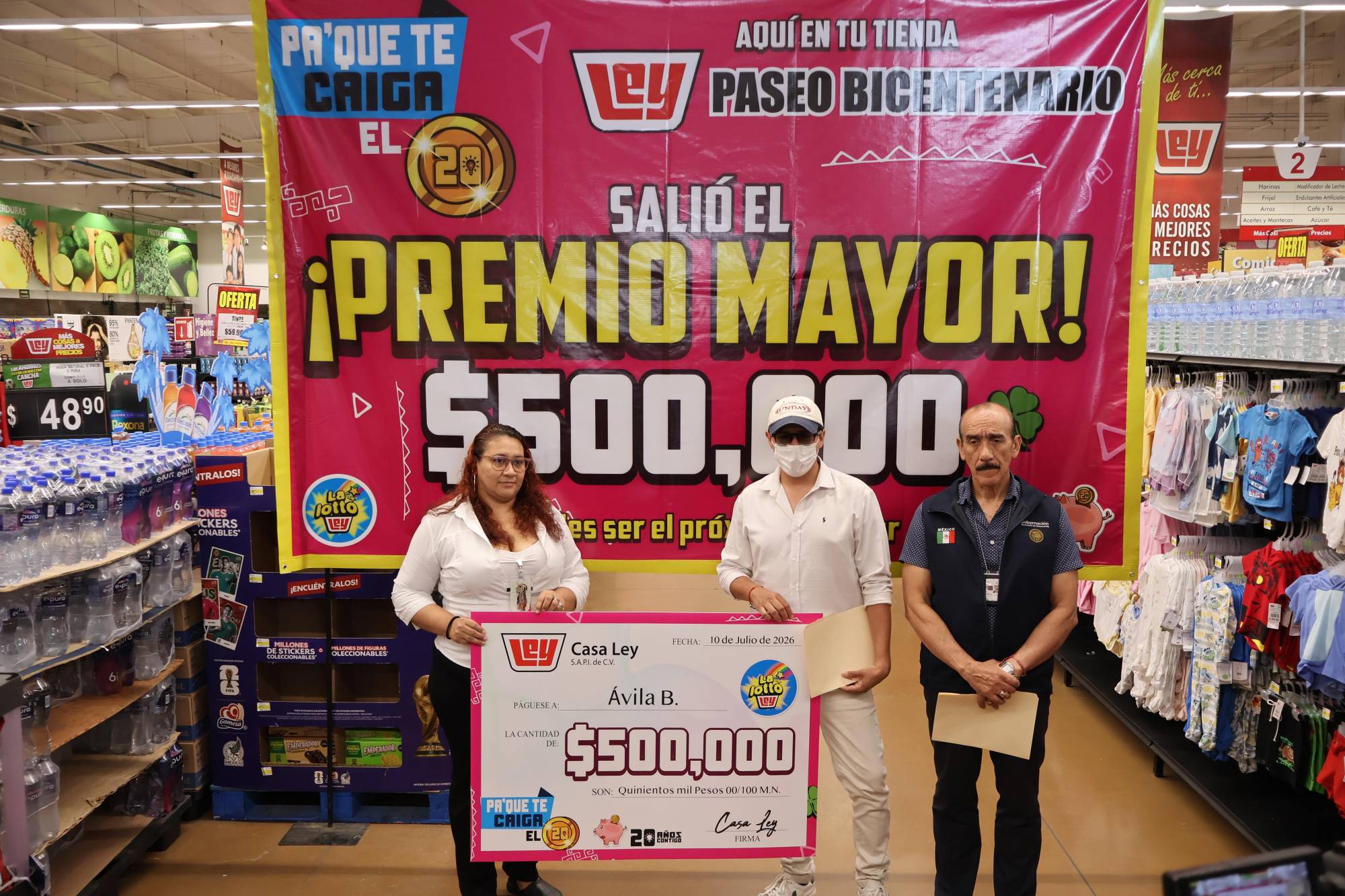 $!Casa Ley entrega premio mayor de Lotto Ley, en el 20 aniversario del sorteo