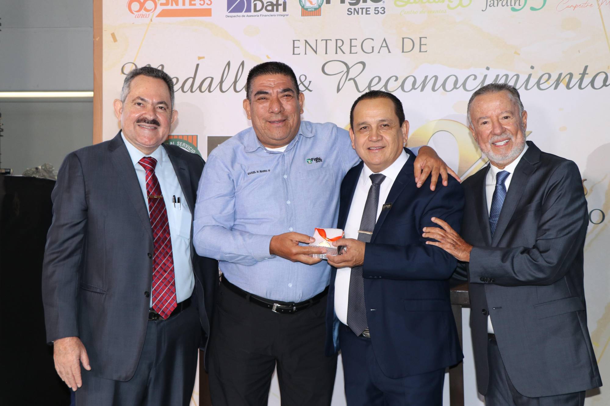 $!Reconocimiento a Representantes de Socios Fundadores.