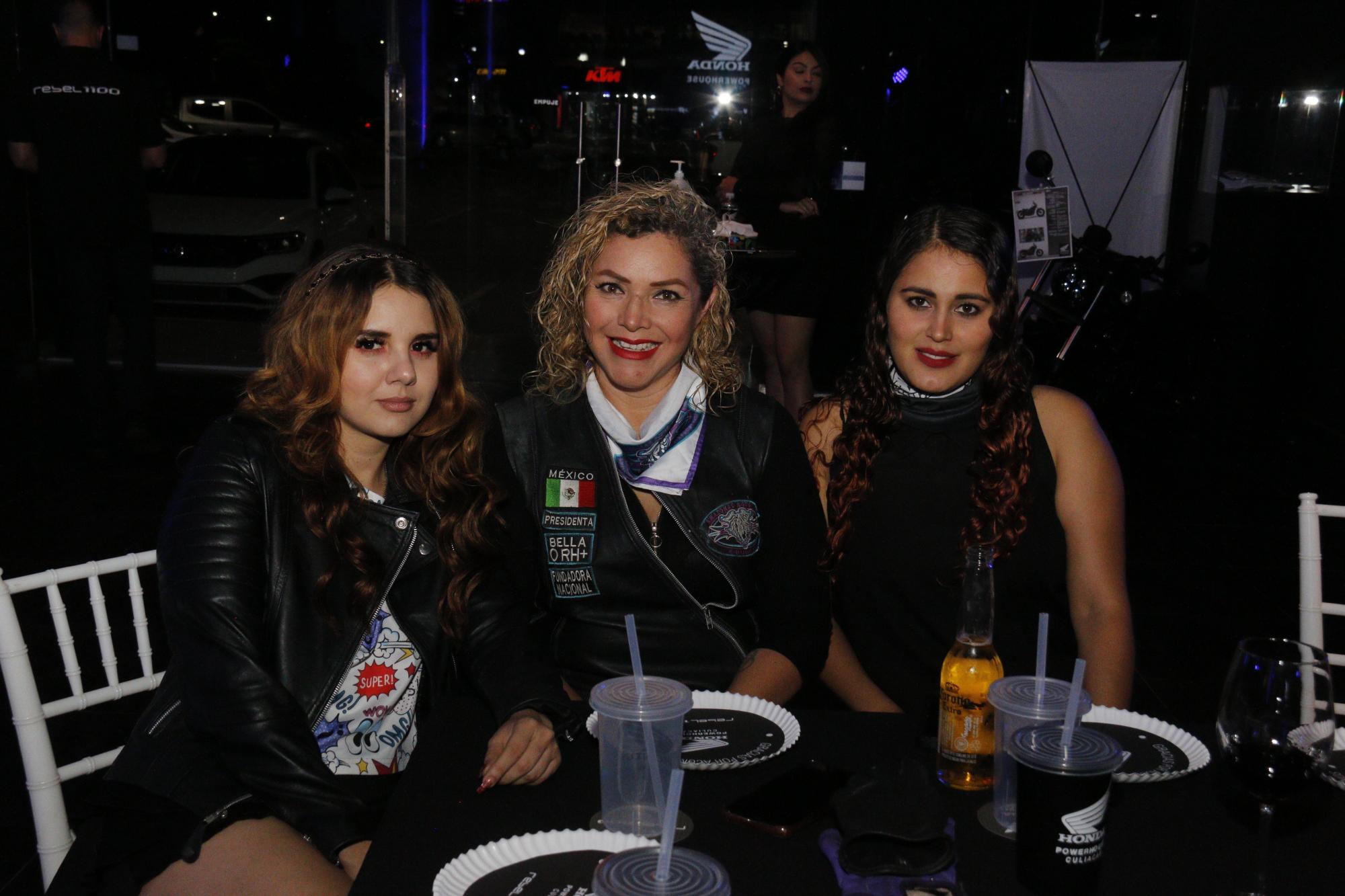$!Cecilia Inzunza, Angélica Delgado, y Valentina Vázquez.