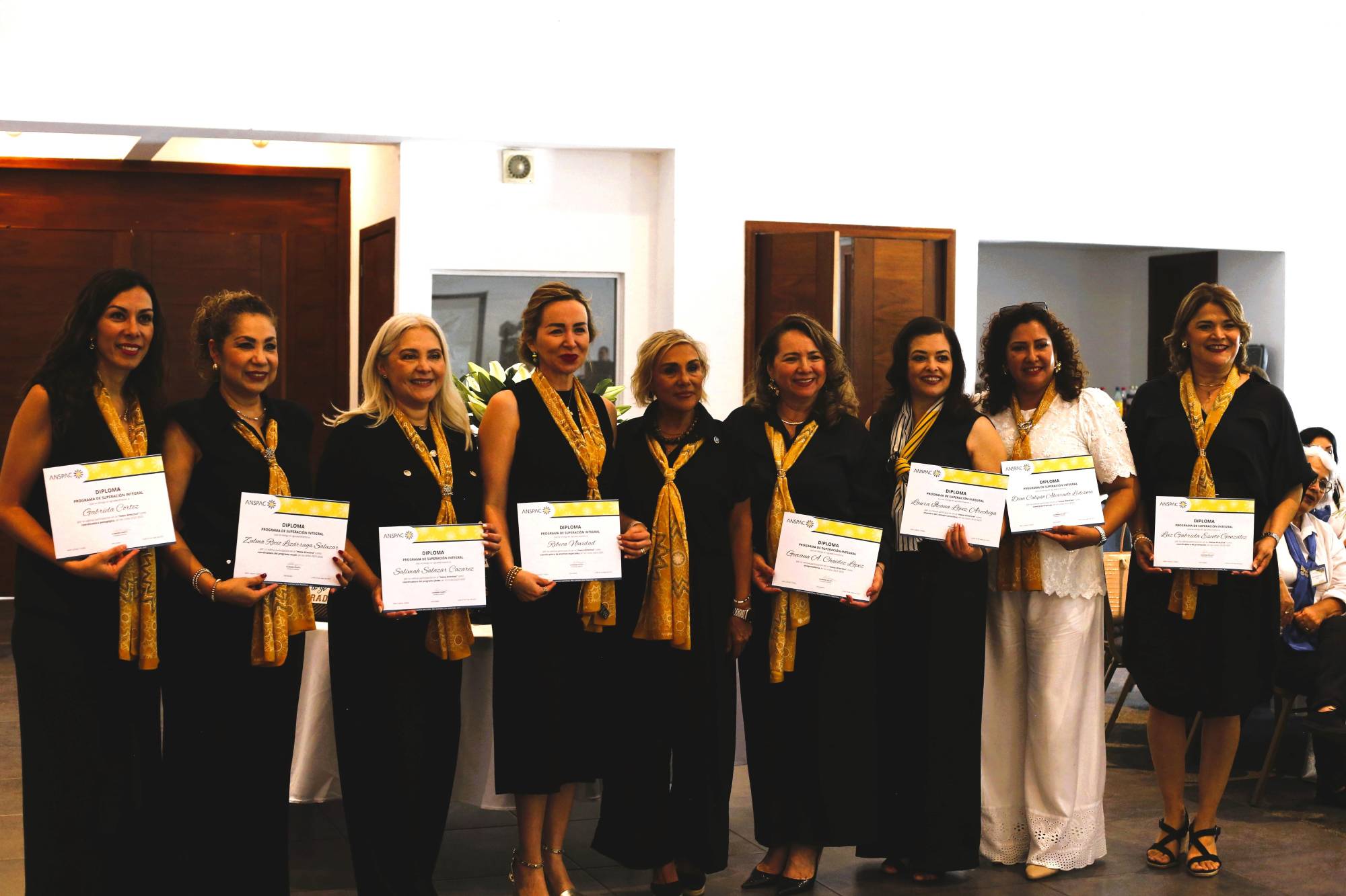 $!Las coordinadoras de los programas fueron reconocidas durante el evento.