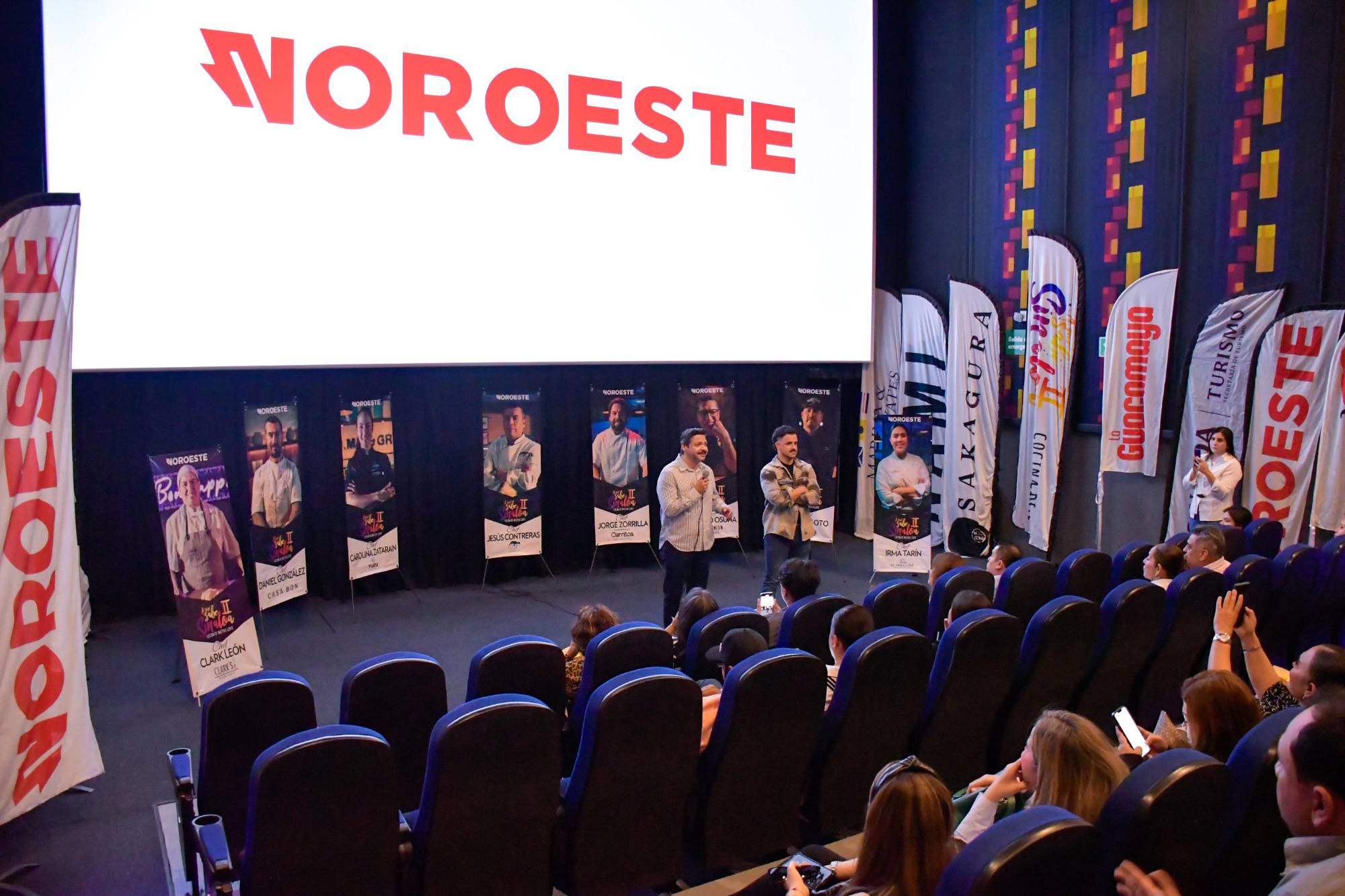 $!La inauguración se realizó con la exhibición del episodio del Chef Jesús Contreras, de Guasave.