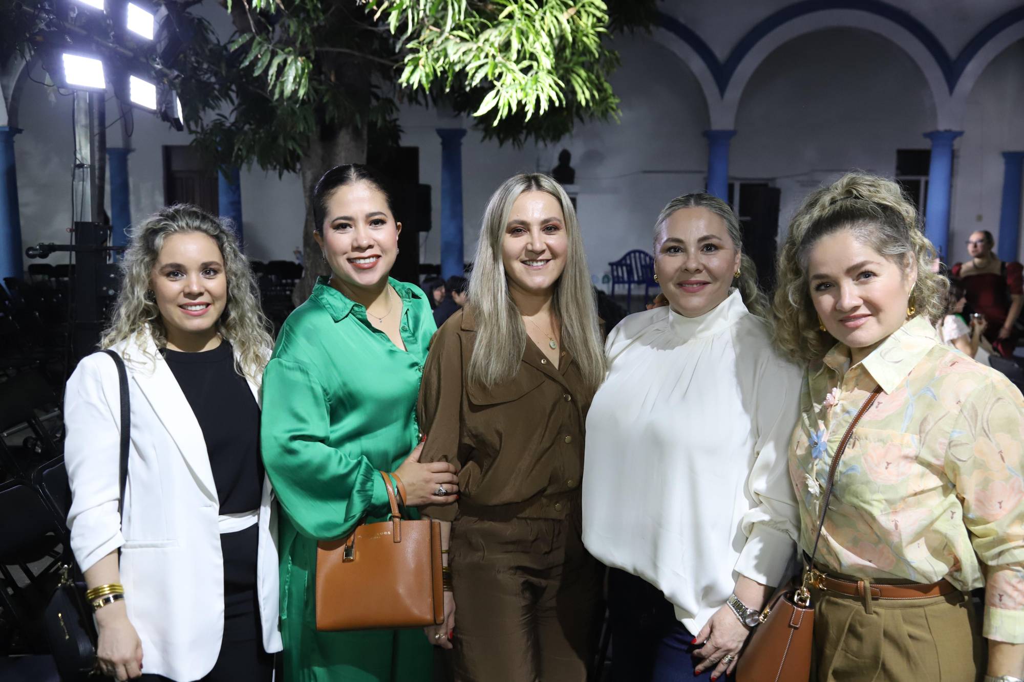 $!Marimar Alcaraz, Michelle León, Iris y Bricia Alcaraz y Miriam Páez.