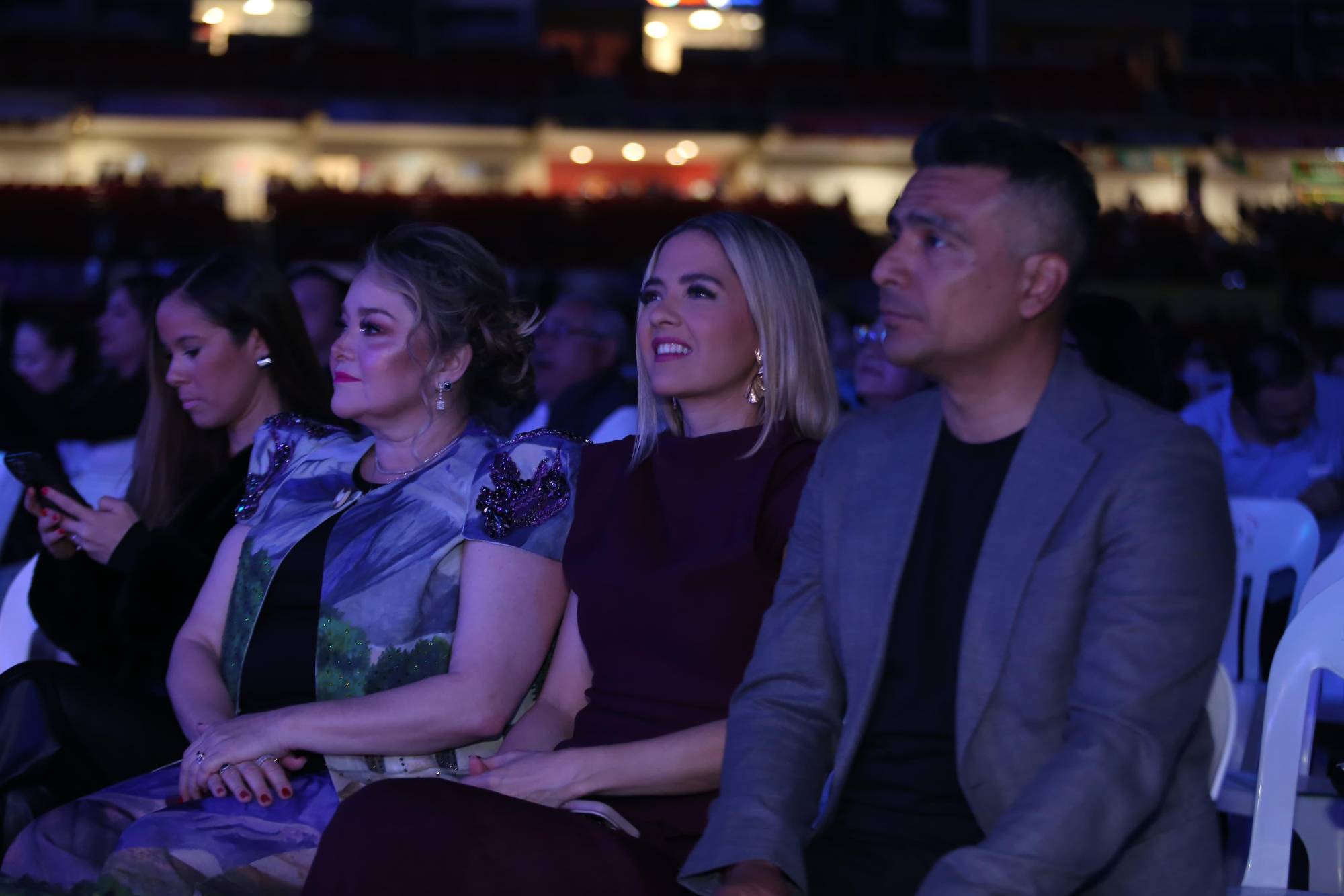 $!El 90’s Pop Tour enciende el Carnaval de Mazatlán 2025 en la coronación de Brayan I