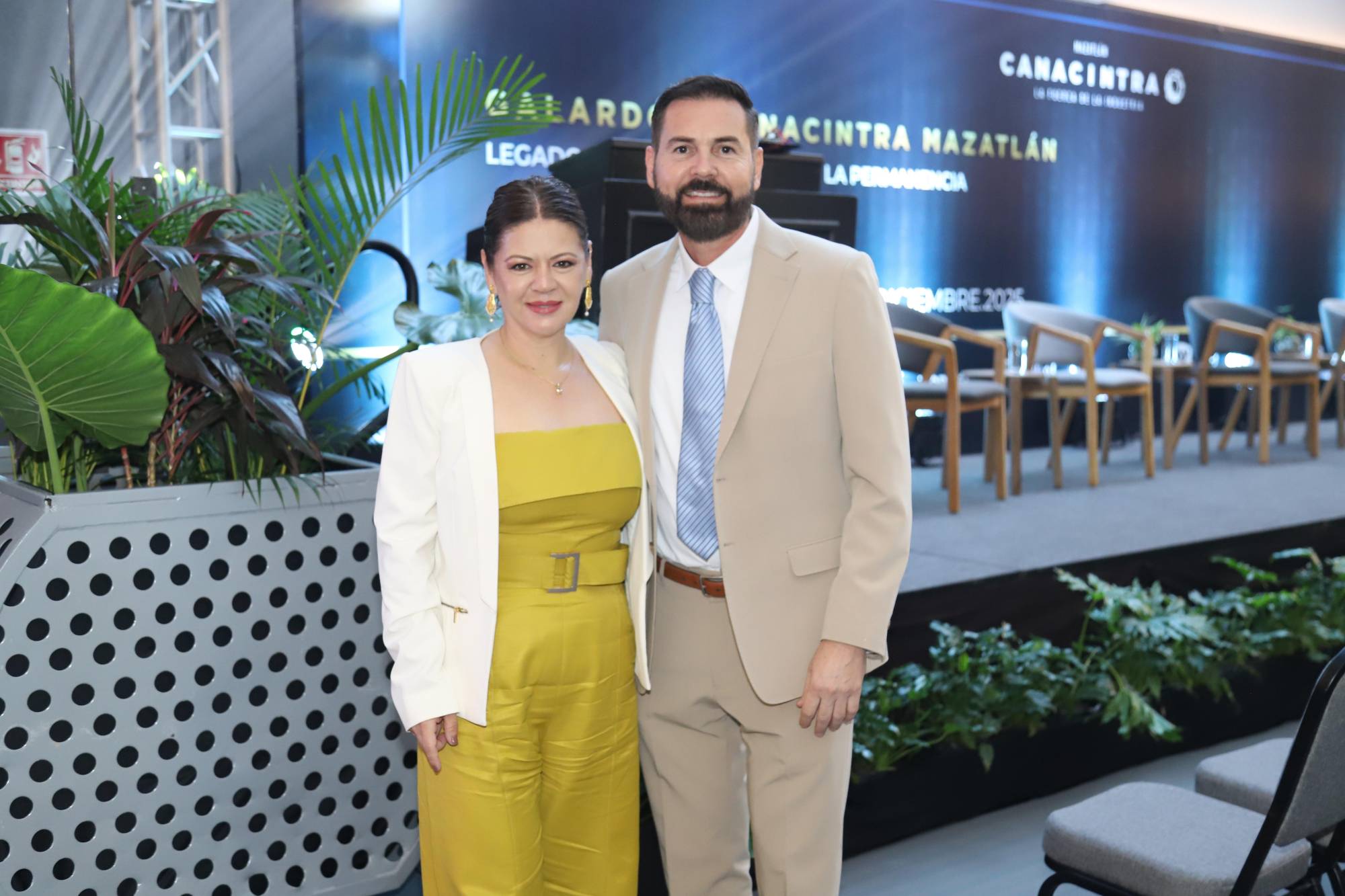 $!Denisse Flores de Rojas y Sergio Rojas Velarde.